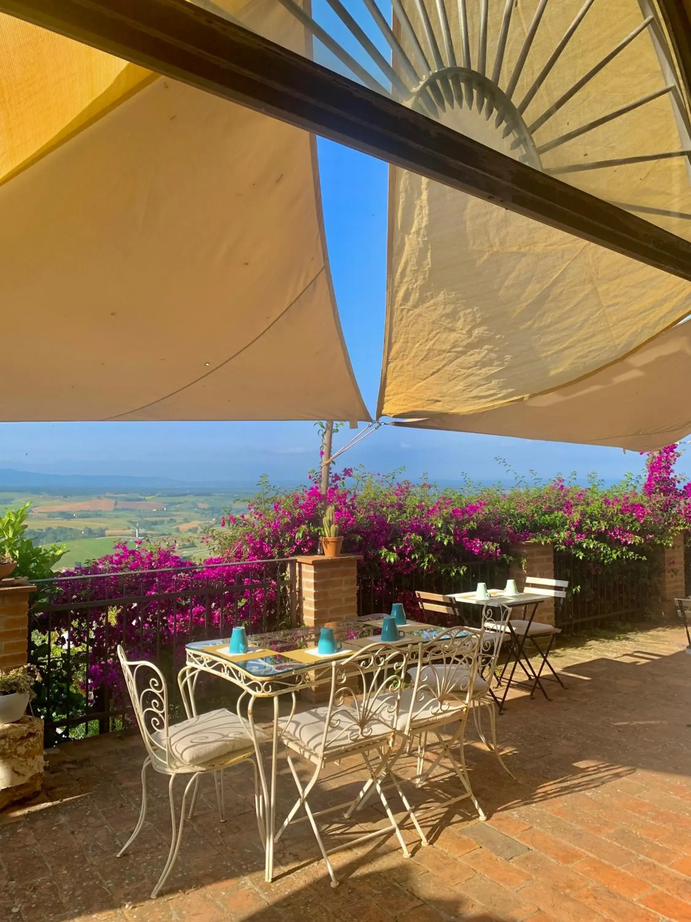 Casa Cerboneschi B&B in a medieval village with Panoramic Tuscan Hills Casa Cerboneschi B&B in a medieval village with Panoramic Tuscan Hills
