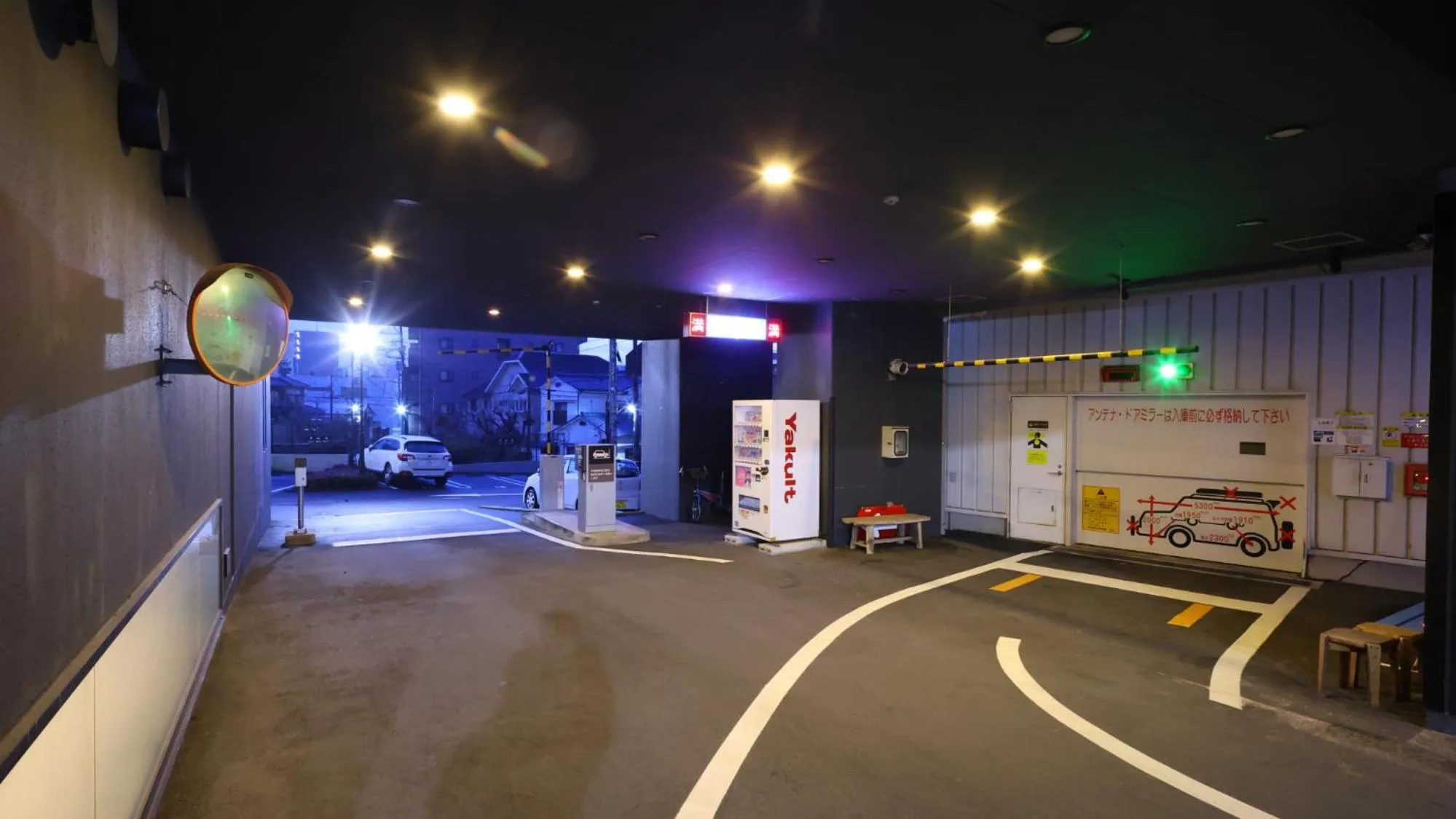 Parking in Dormy Inn Mishima