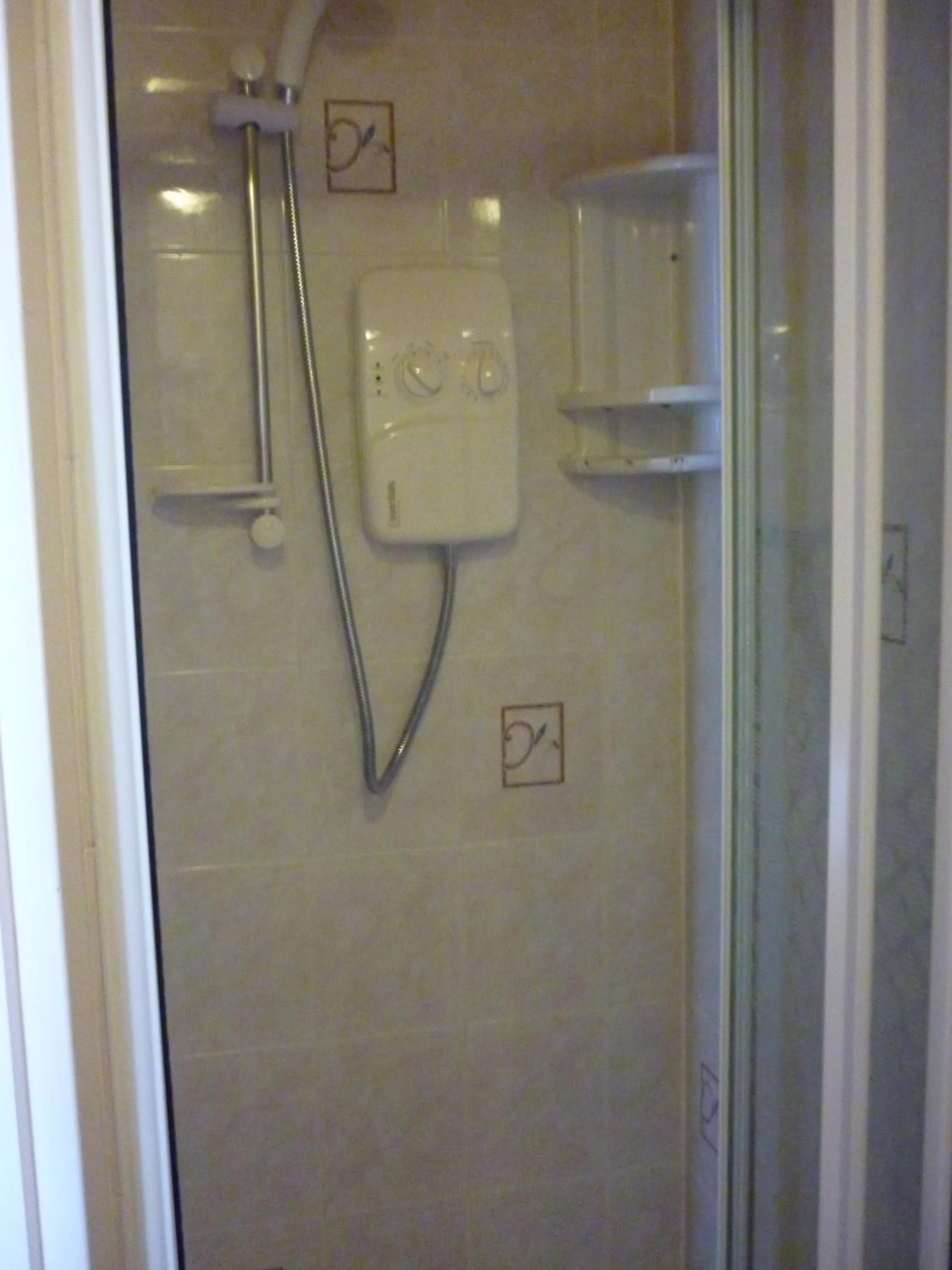 Shower in Ashwood Grange
