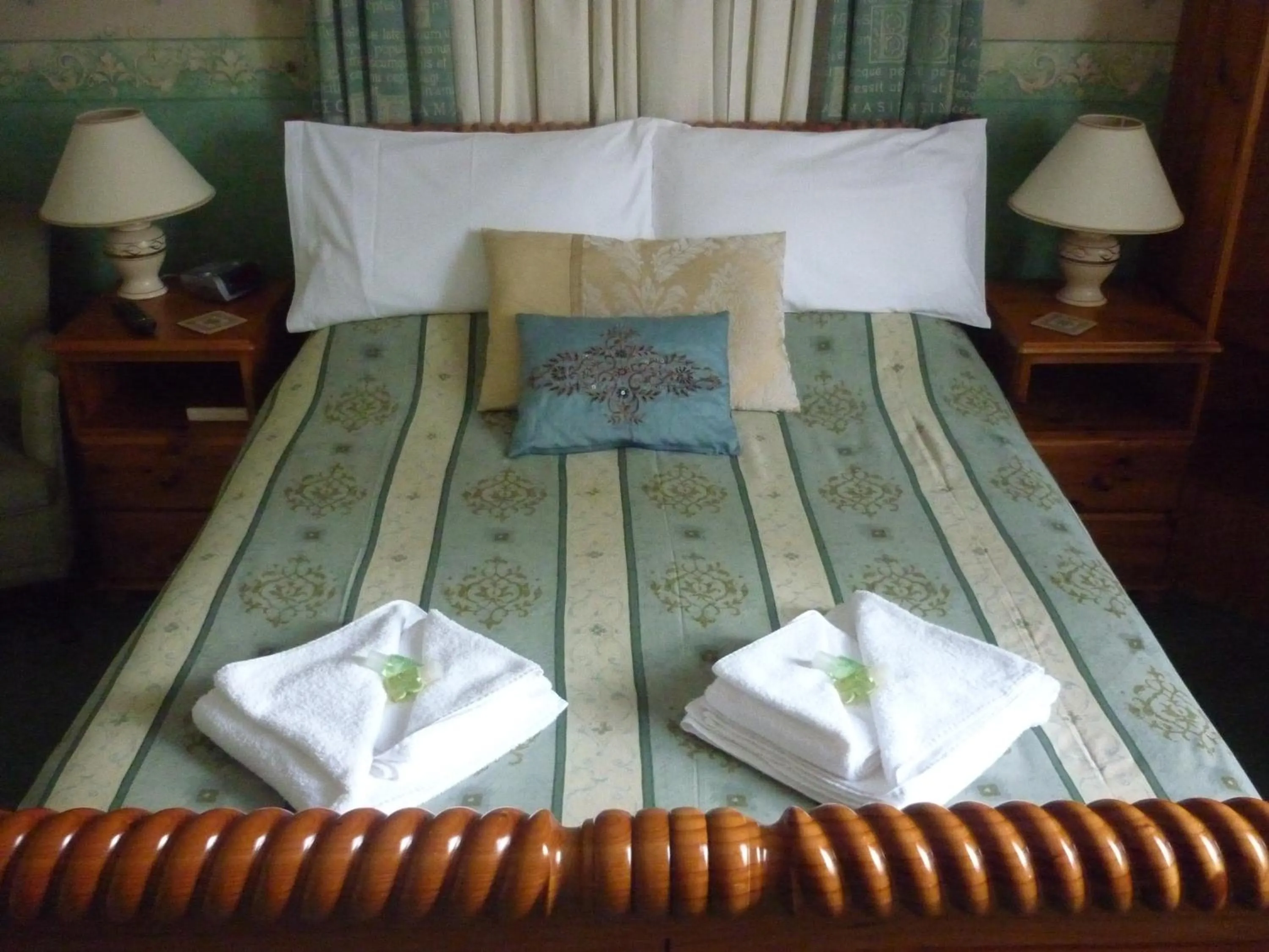 Bed in Ashwood Grange