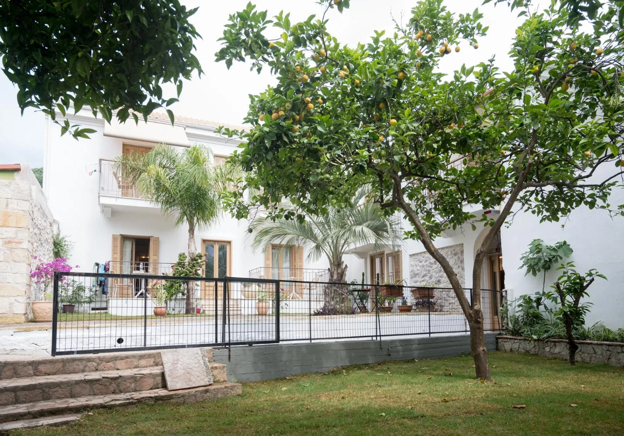 Property building in The Well Parga