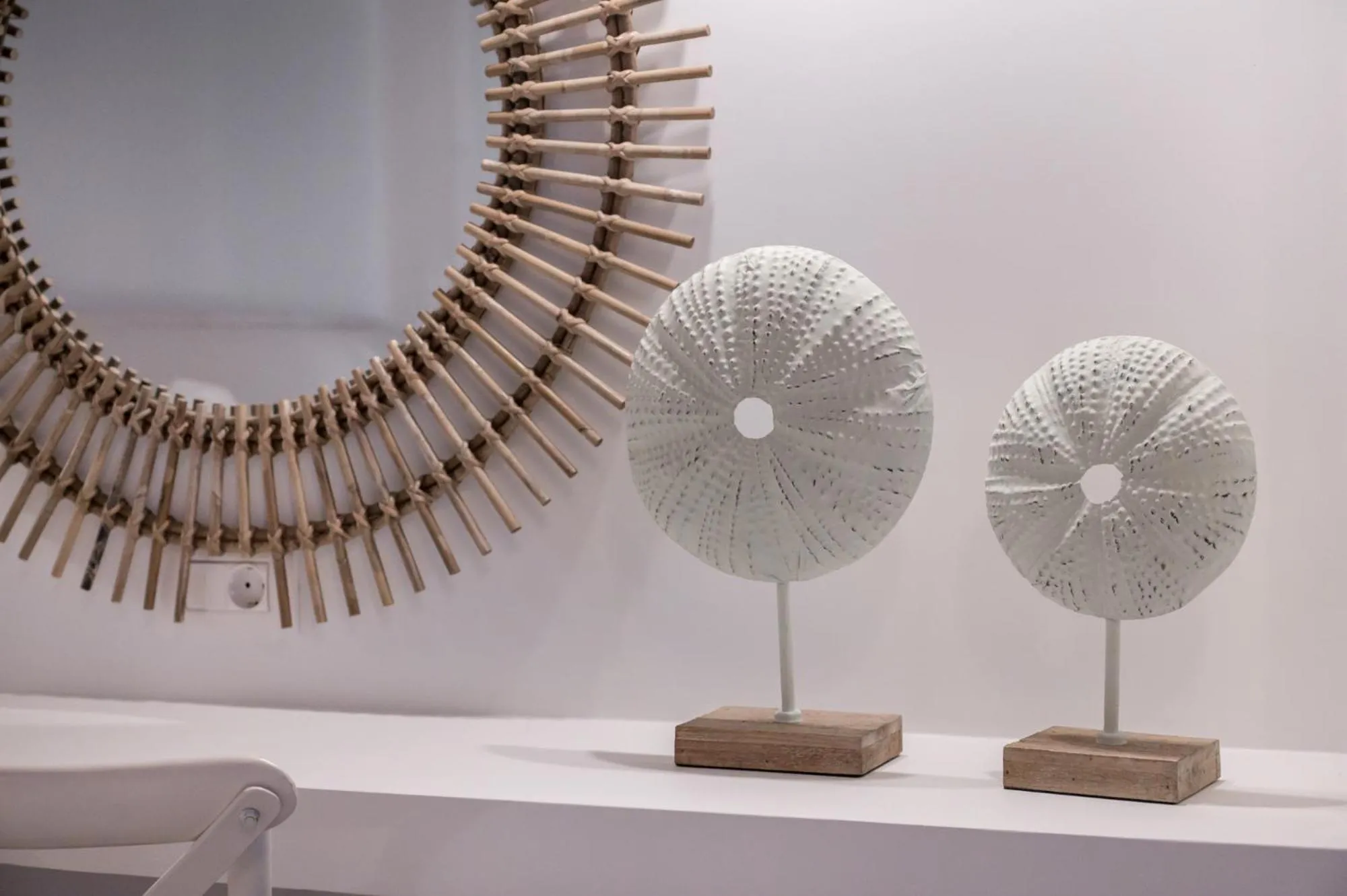 Decorative detail in The Well Parga