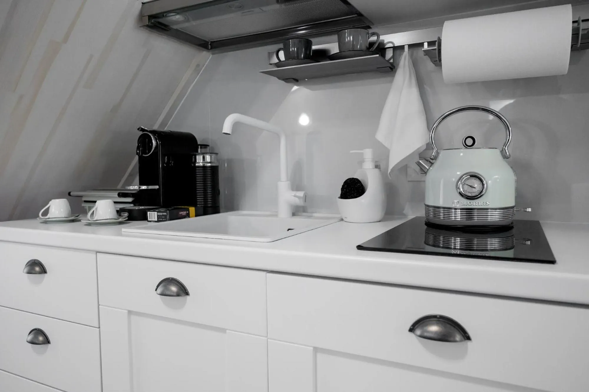 Coffee/tea facilities in The Well Parga