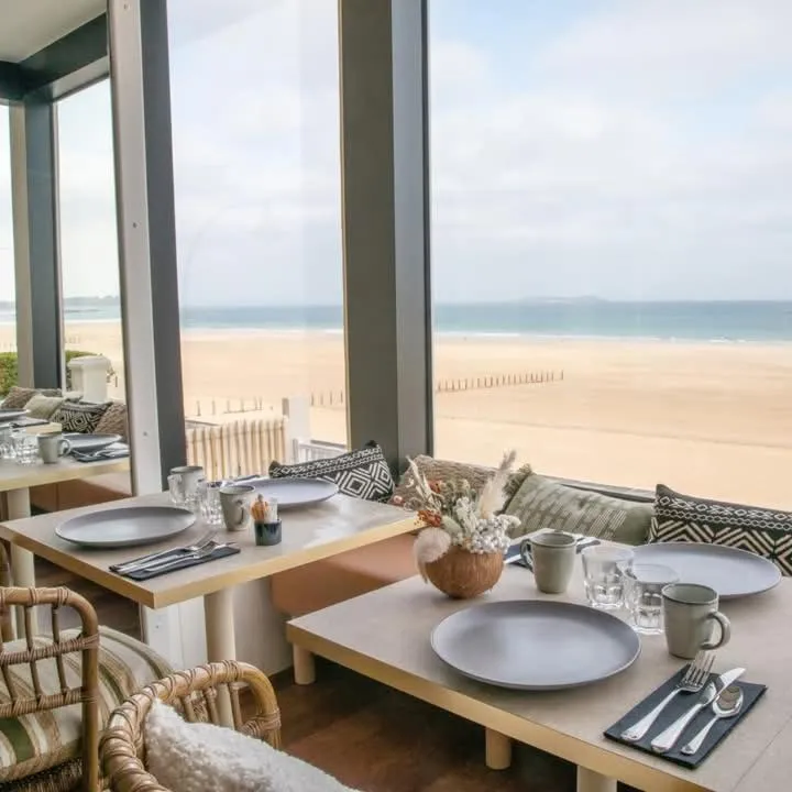 Seating area in Alba hotel