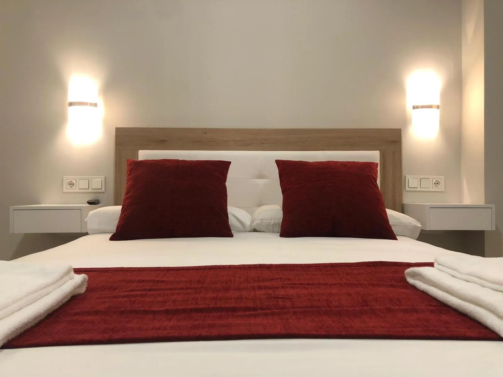 Bed in Apartamentos Pinar Malaga Centro