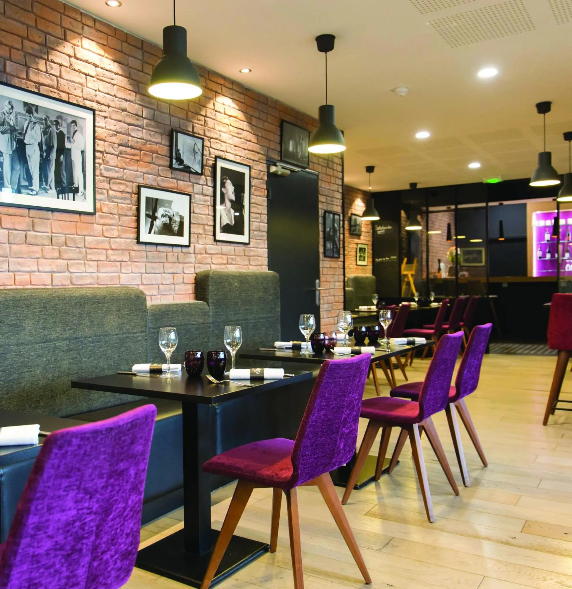 Restaurant/places to eat in Mercure Poitiers Site du Futuroscope