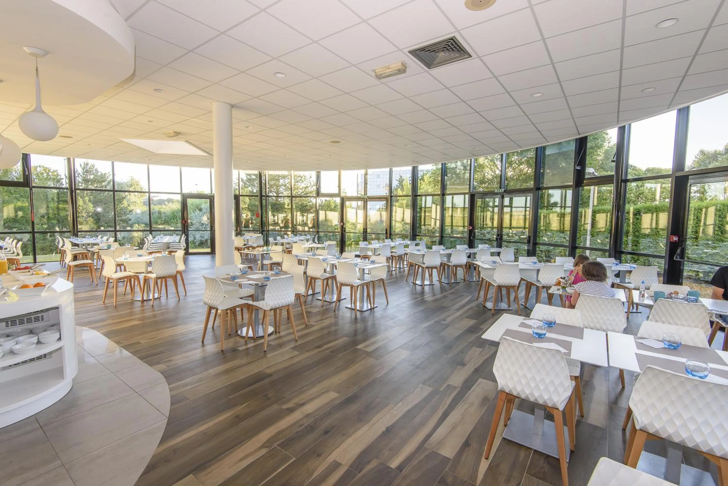 Food and drinks in Mercure Poitiers Site du Futuroscope