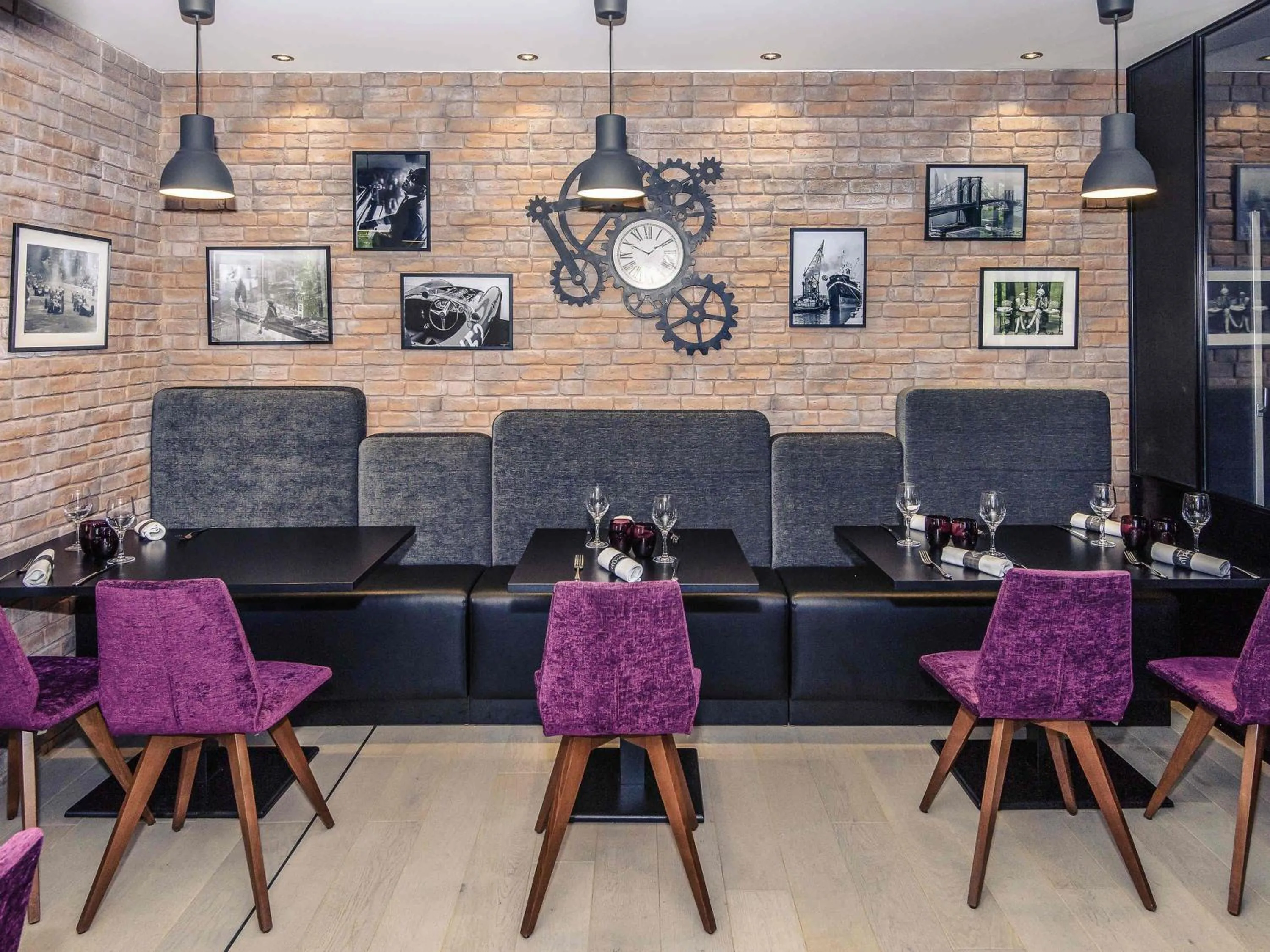 Restaurant/places to eat in Mercure Poitiers Site du Futuroscope