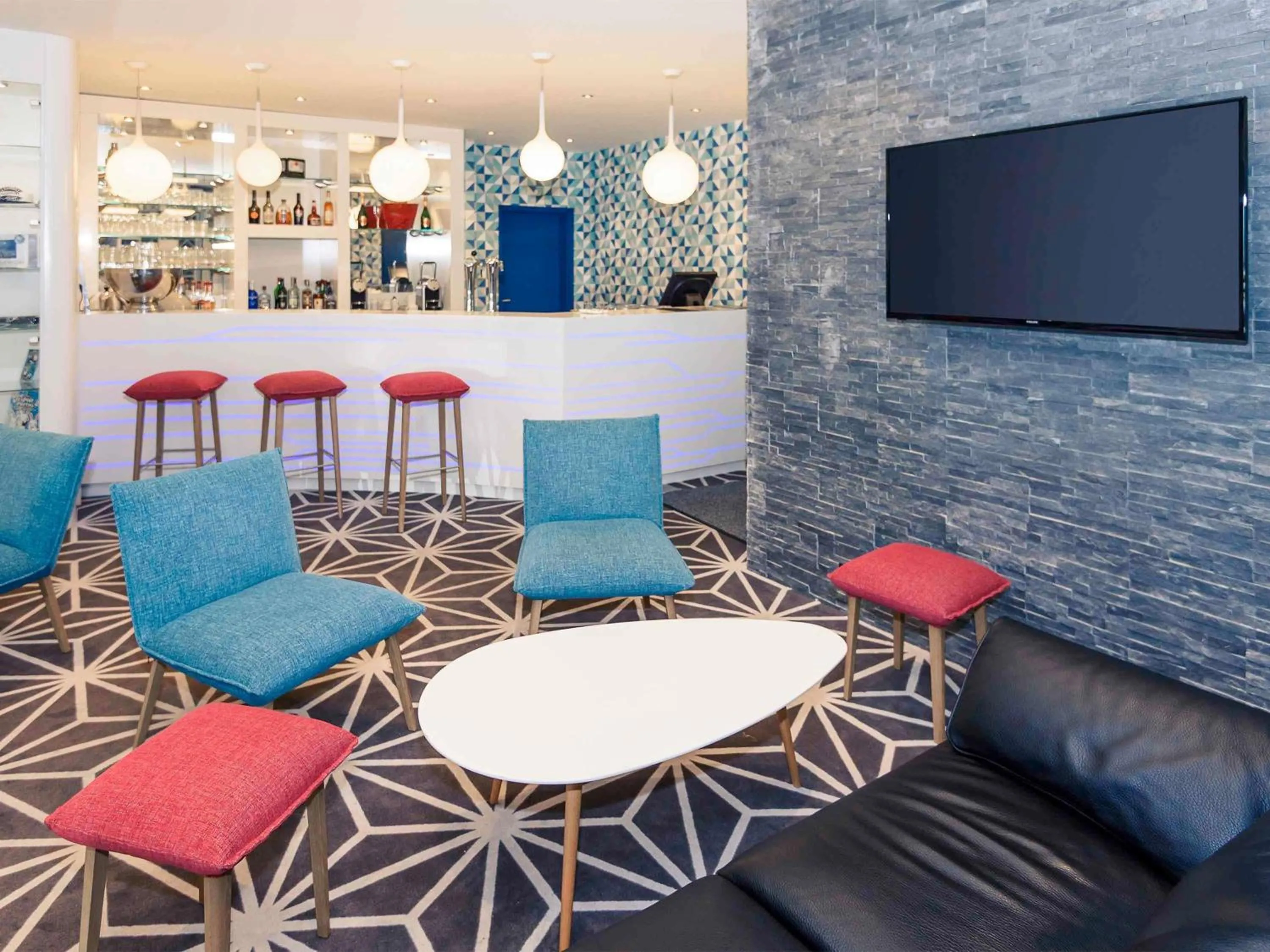 Meeting/conference room in Mercure Poitiers Site du Futuroscope