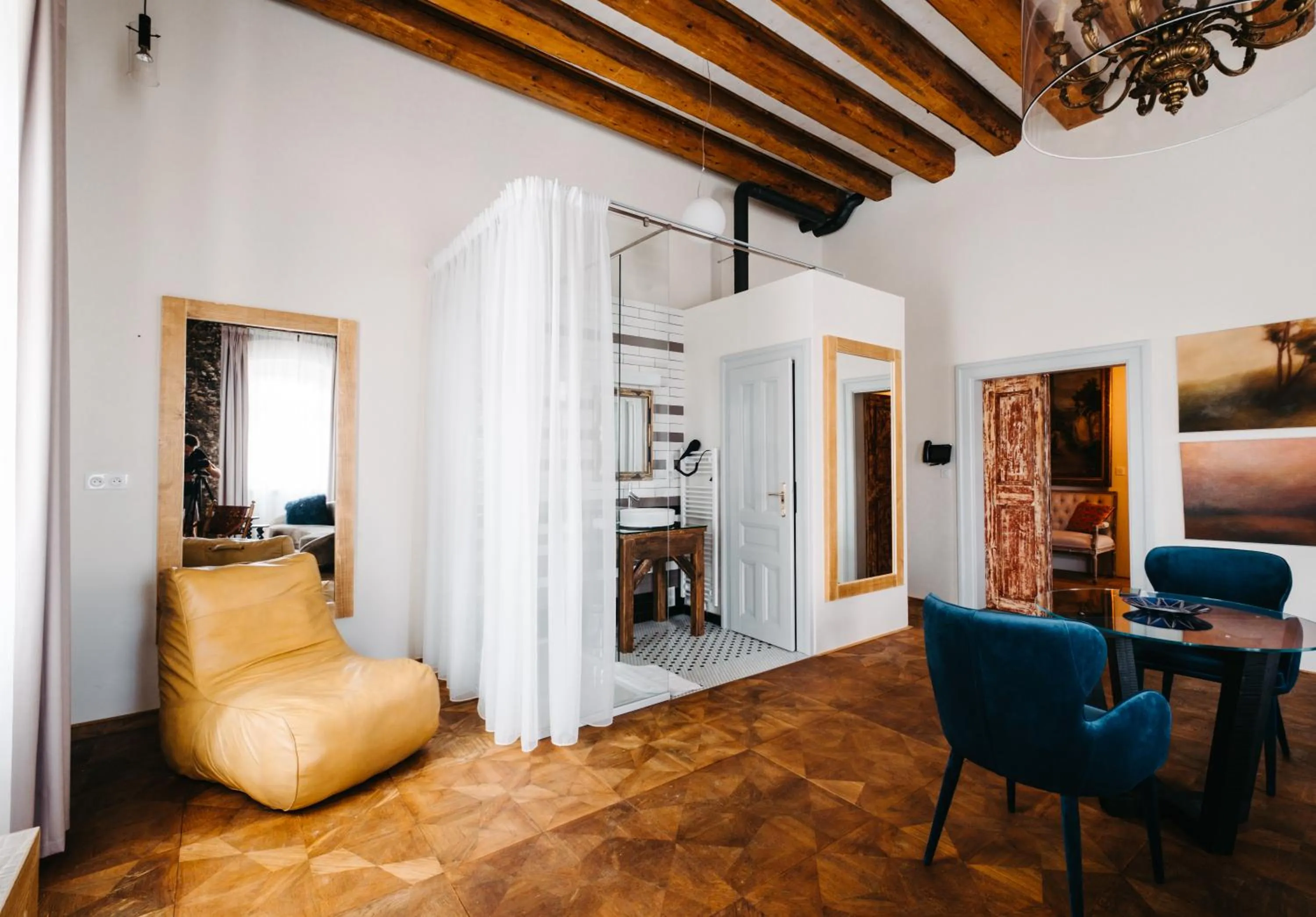 Shower in Boutique hotel Corso