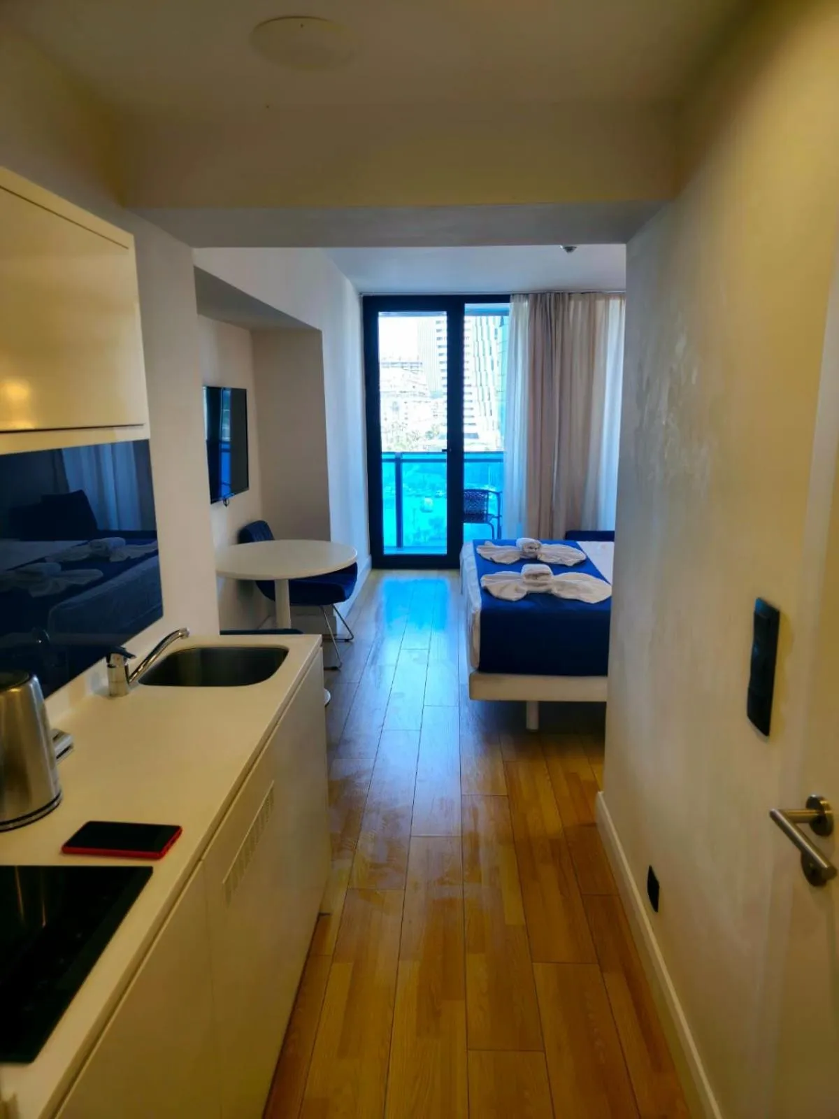 Bed in Hotel Orbi city