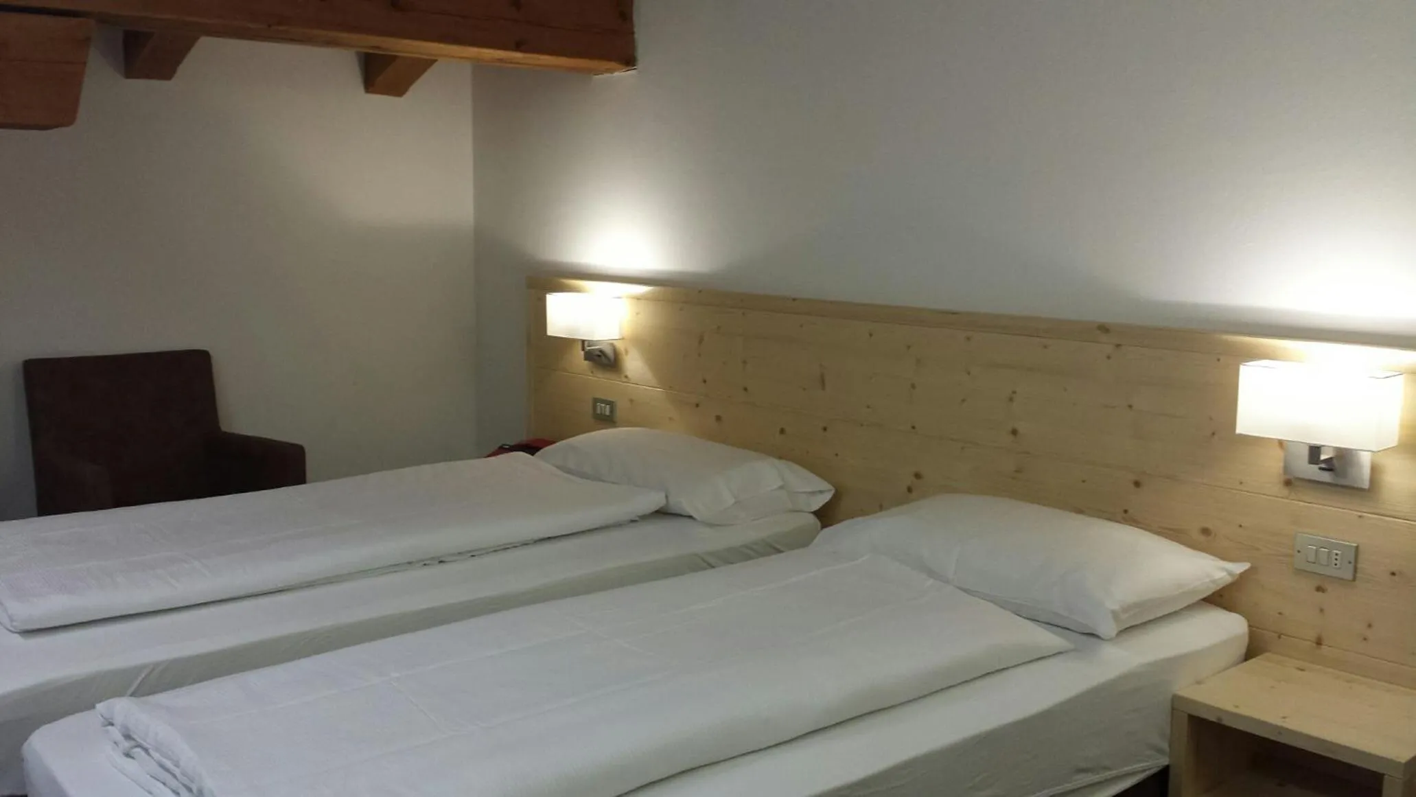 Bed in Hotel Engel