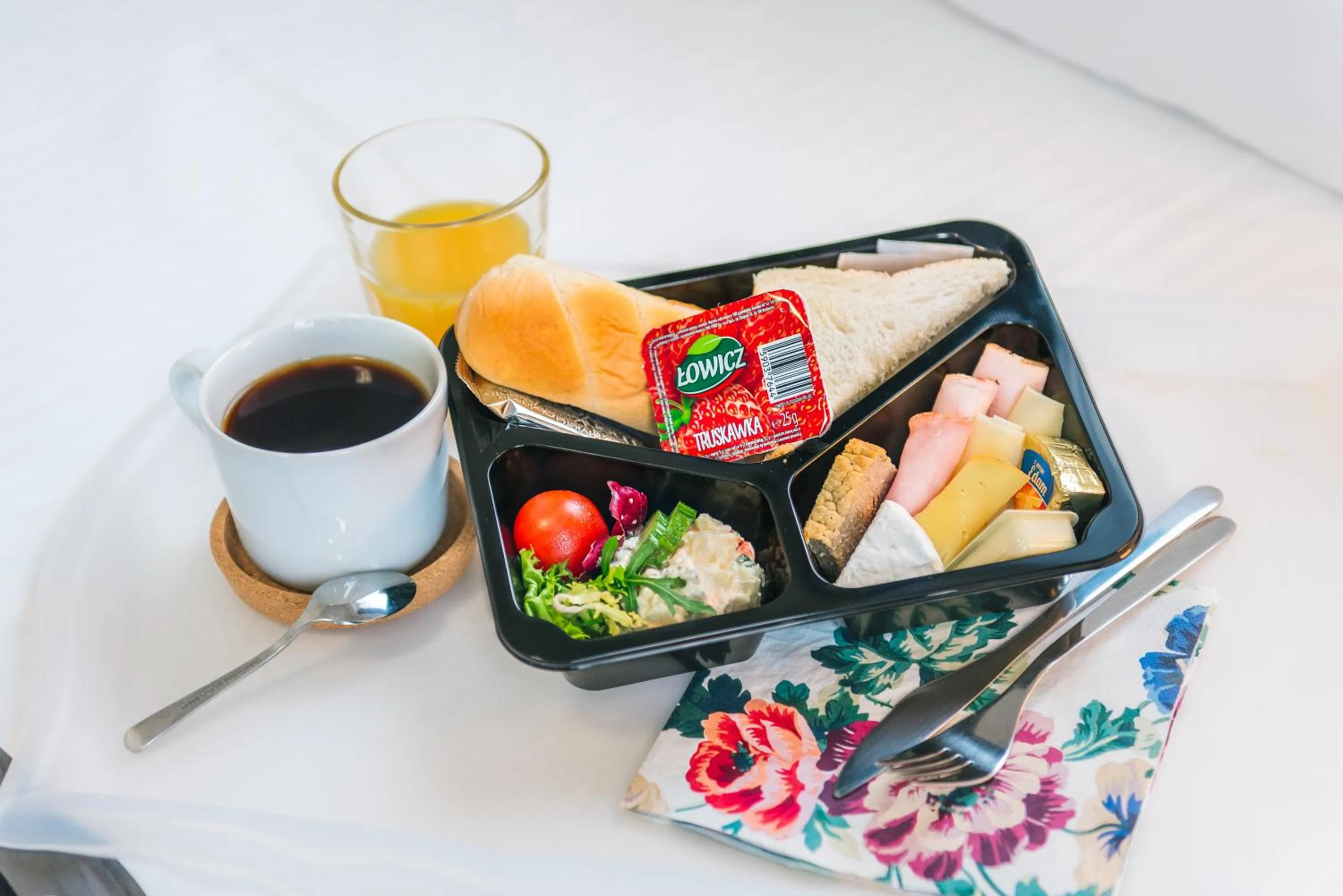 Breakfast in AirPark Balice