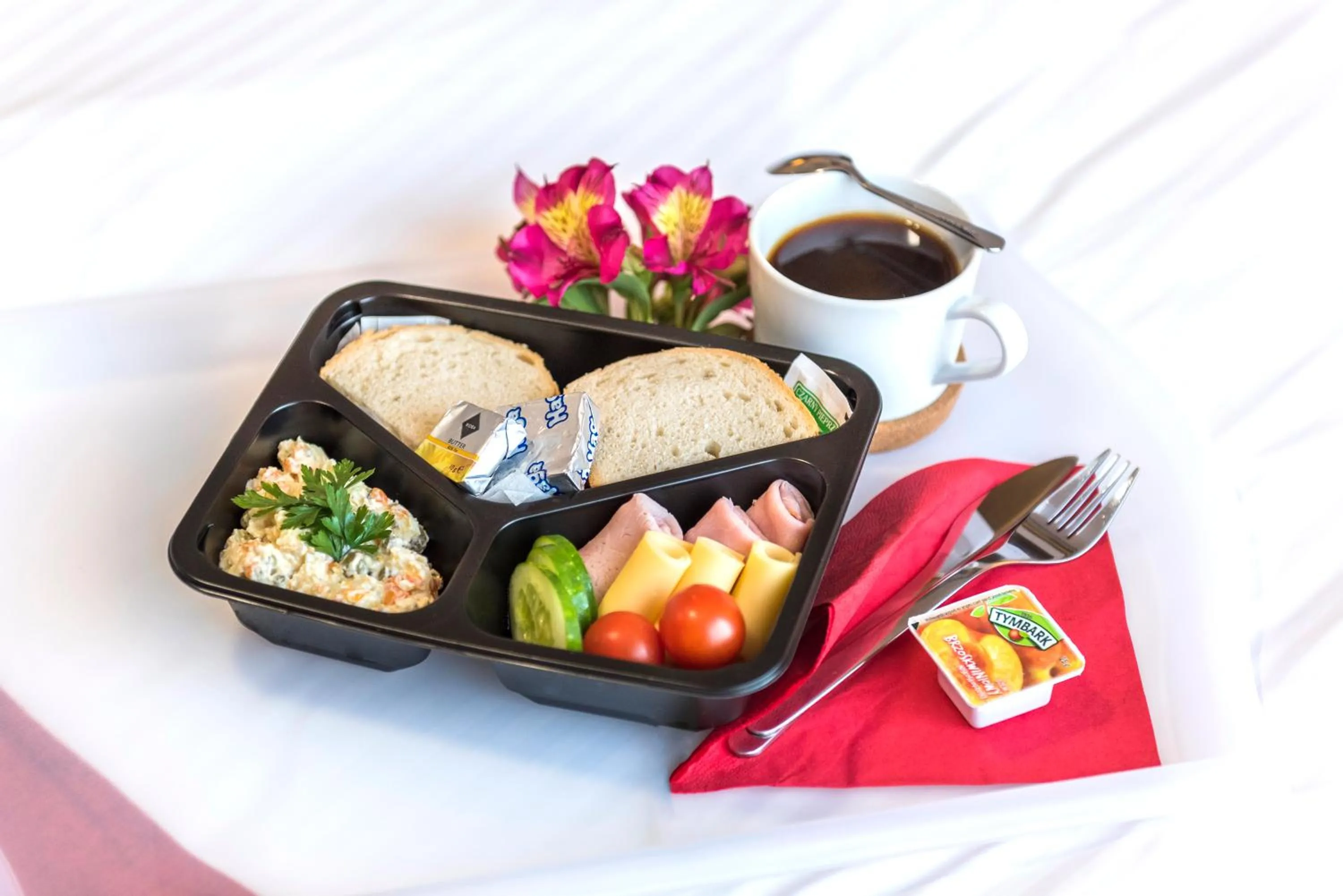 Food in AirPark Balice