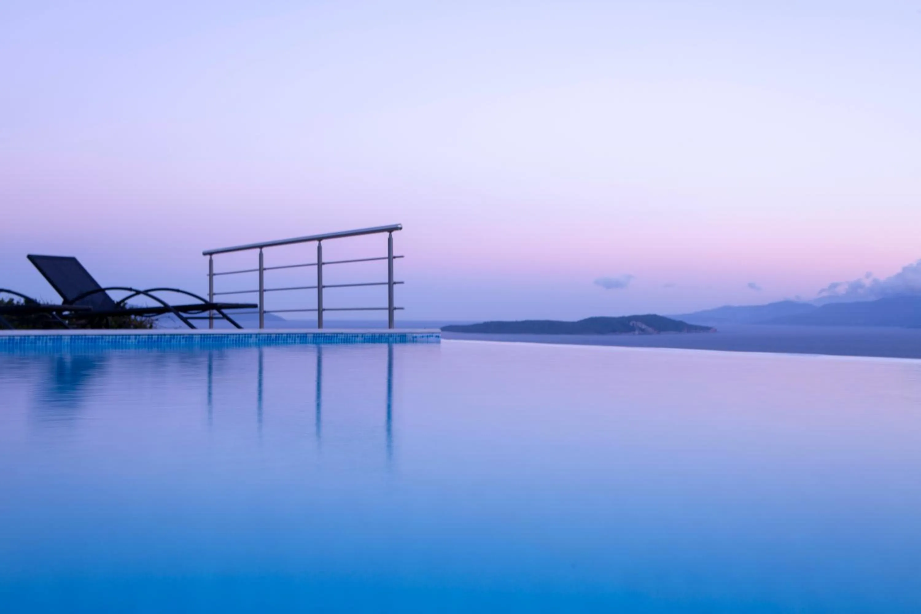 Swimming pool in Dream View Villas