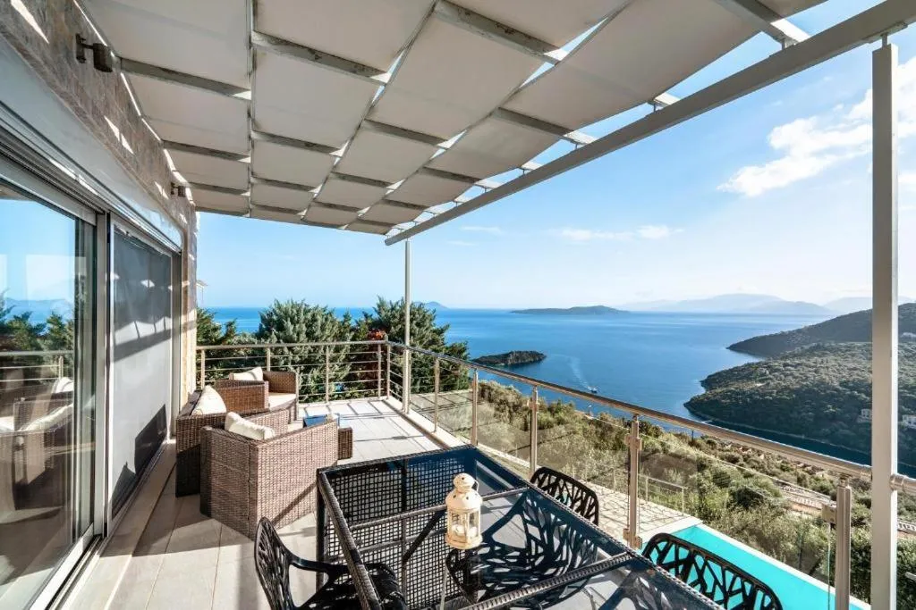 Balcony/Terrace in Dream View Villas