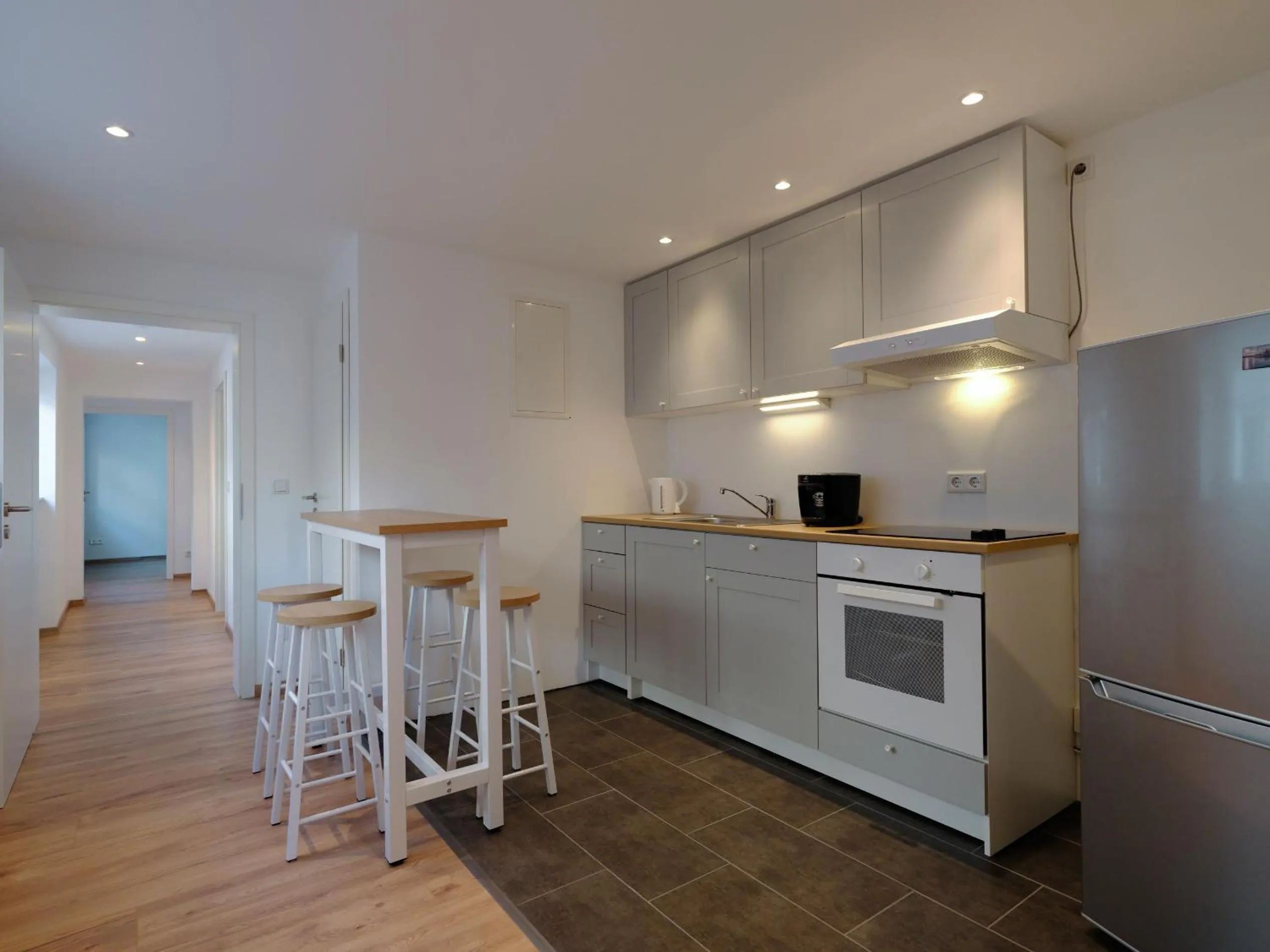 Coffee/tea facilities in Travel Art Boardinghouse