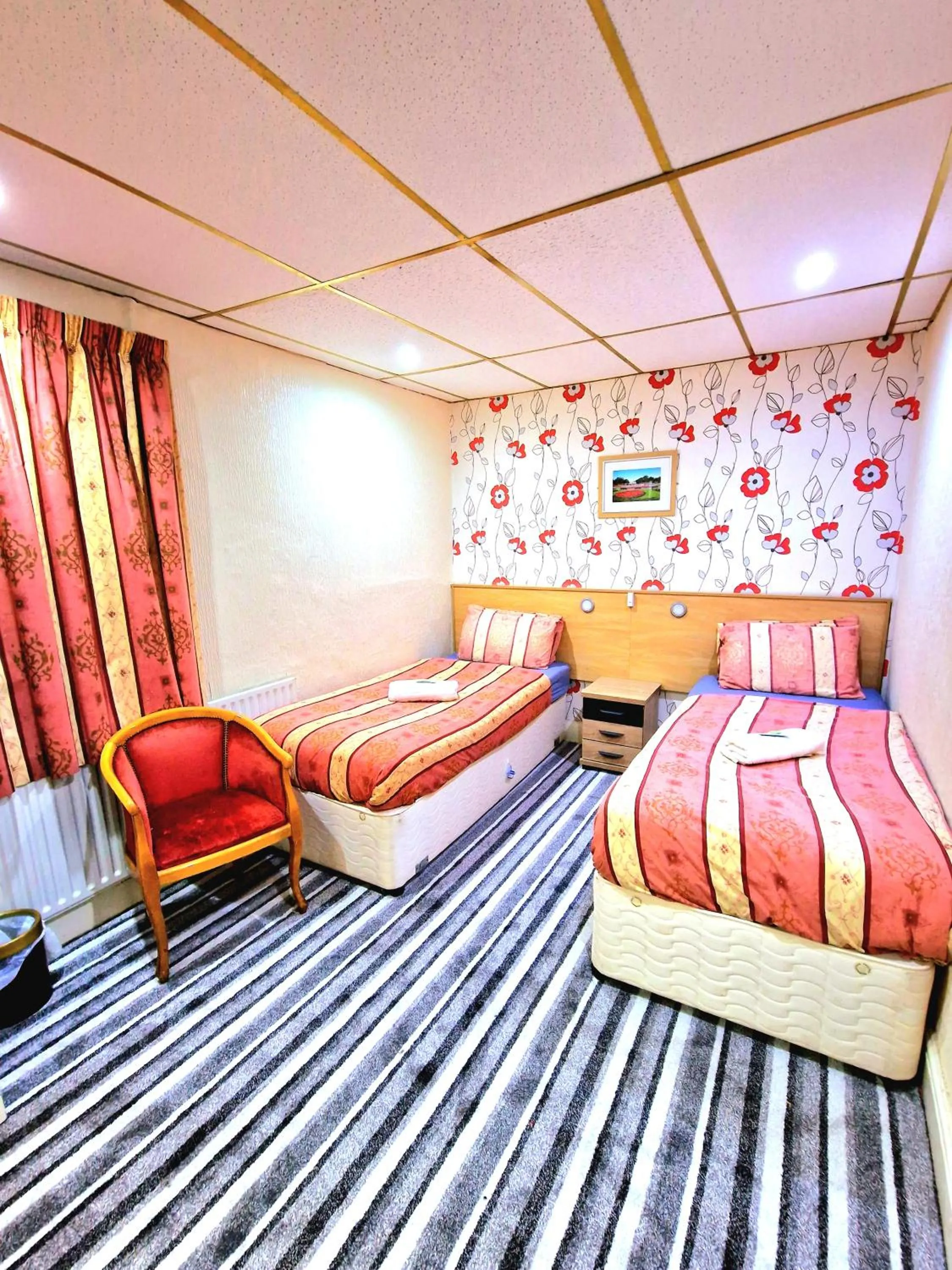 Bedroom, Bed in The Albany hotel