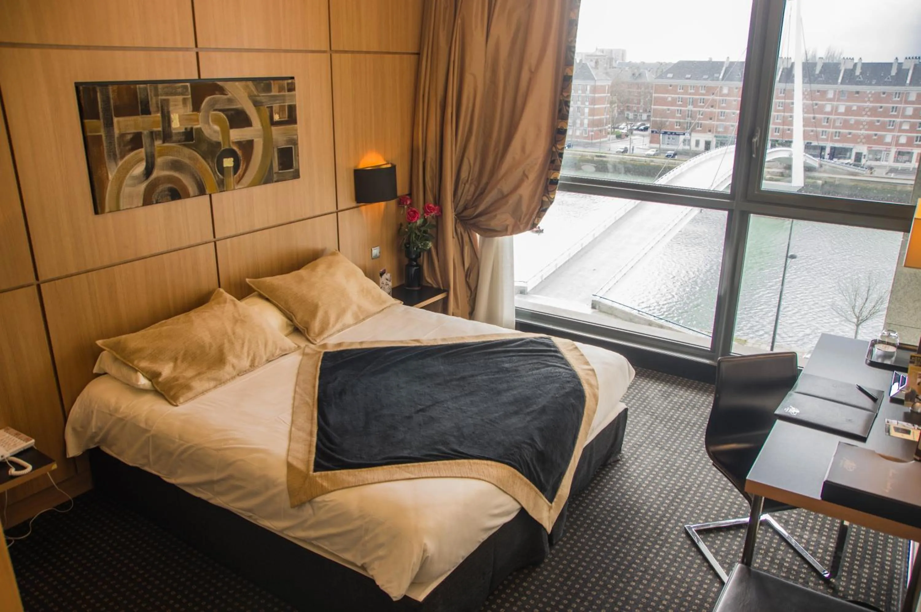 Bedroom, Bed in Hotel Spa Le Pasino