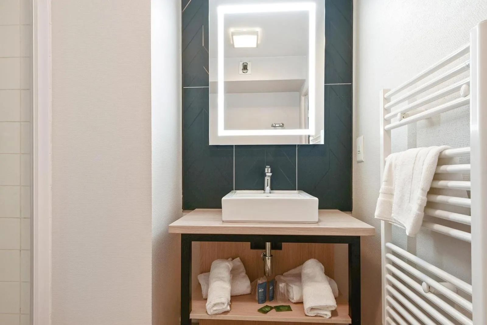 Bathroom in Appart'City Confort Lille Grand Palais