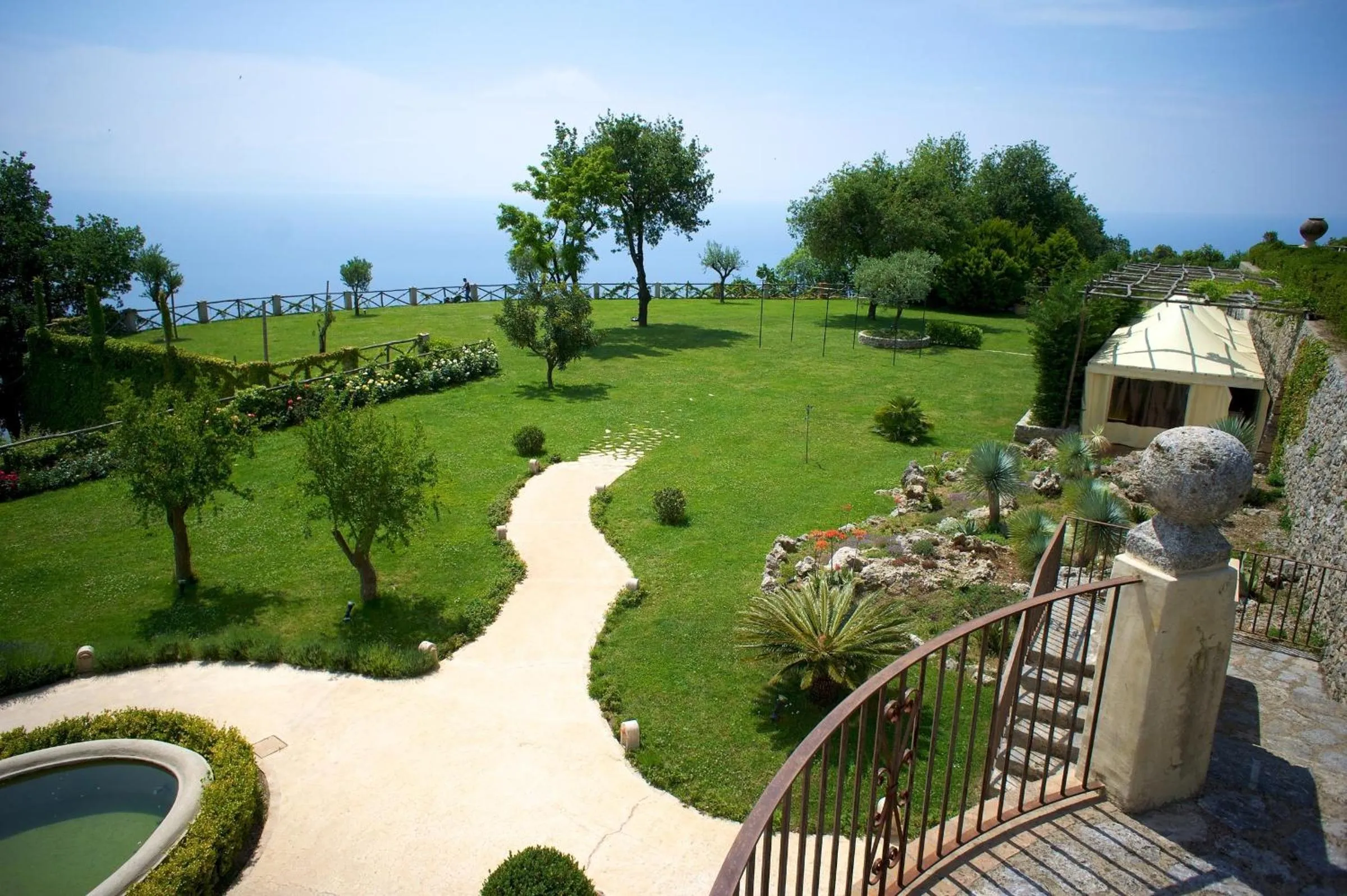 Day in Hotel Villa Cimbrone