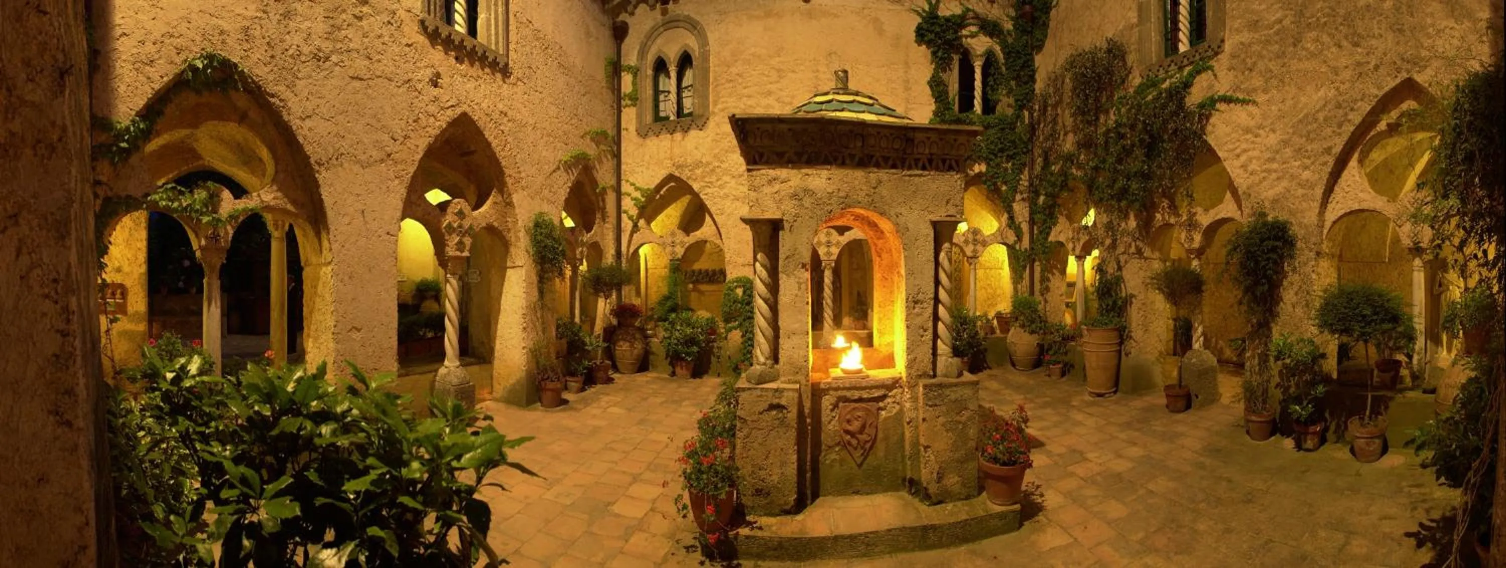 Property building in Hotel Villa Cimbrone