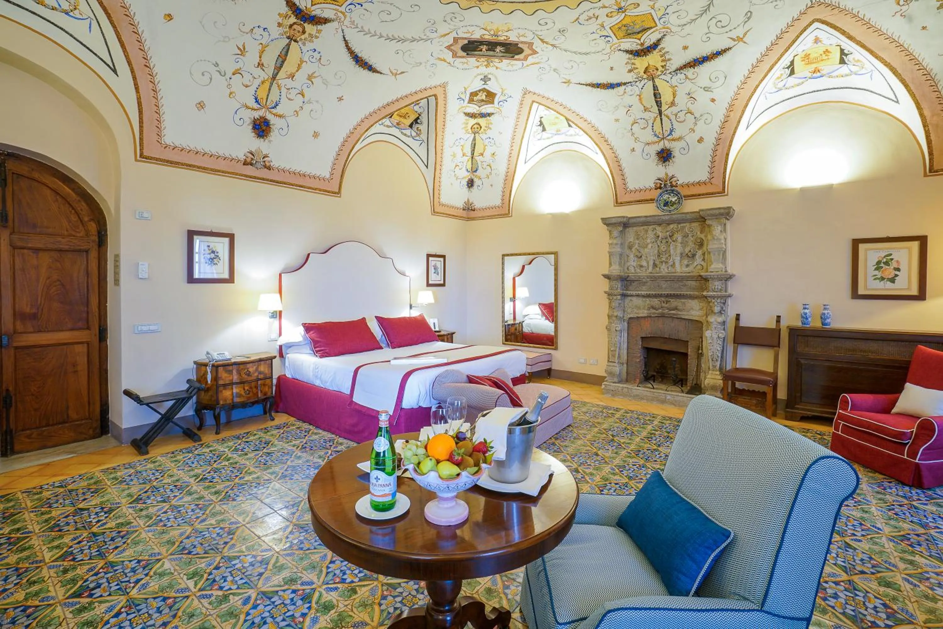 Photo of the whole room, Bed in Hotel Villa Cimbrone