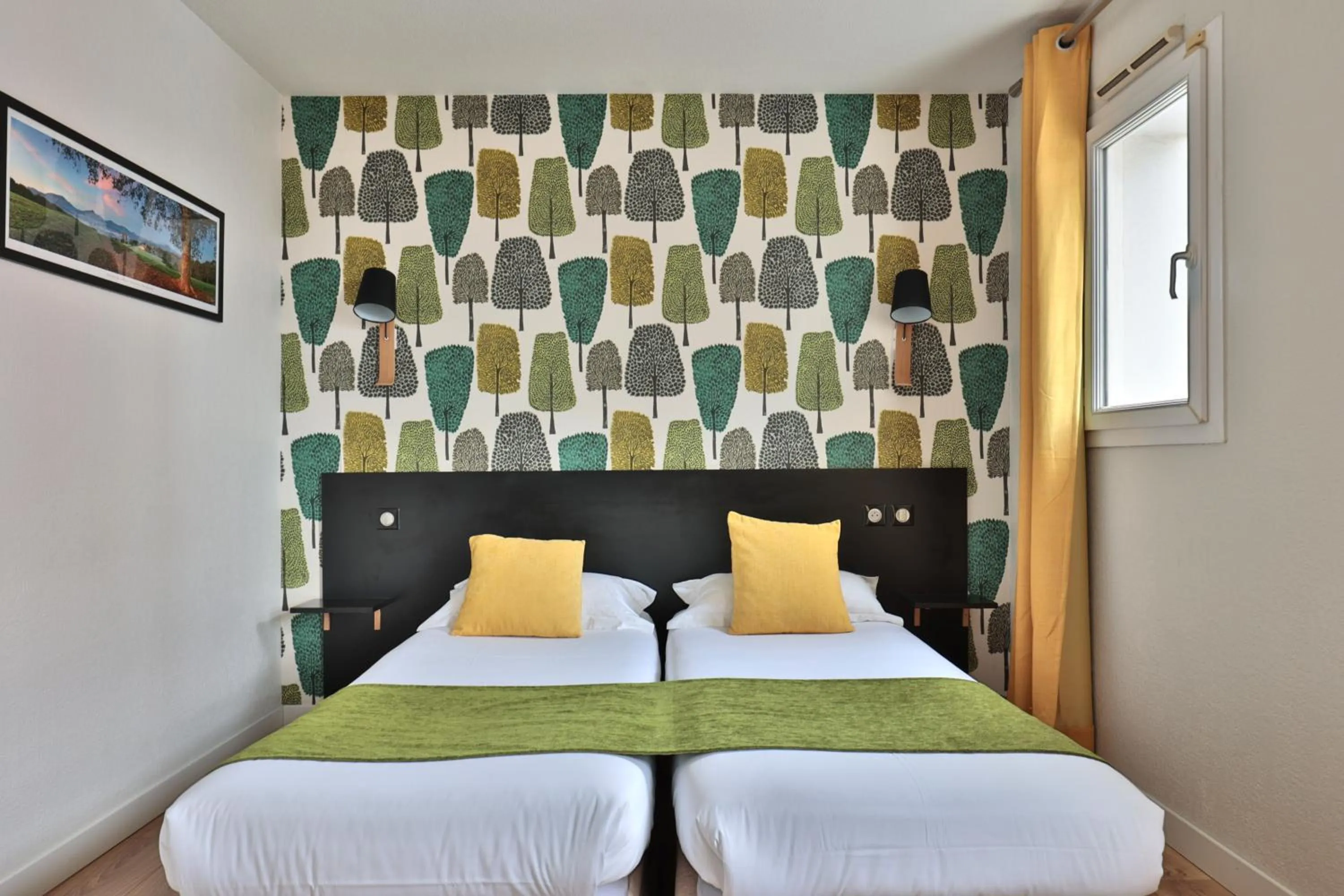 Bed in Hôtel & Appart-hôtel Olatua