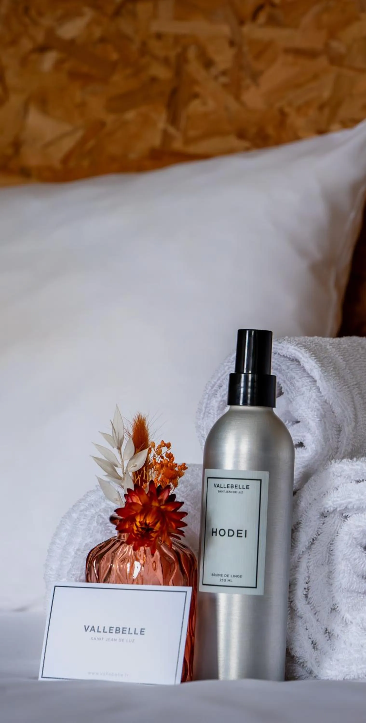 Bed in Hôtel Les Genêts Bayonne