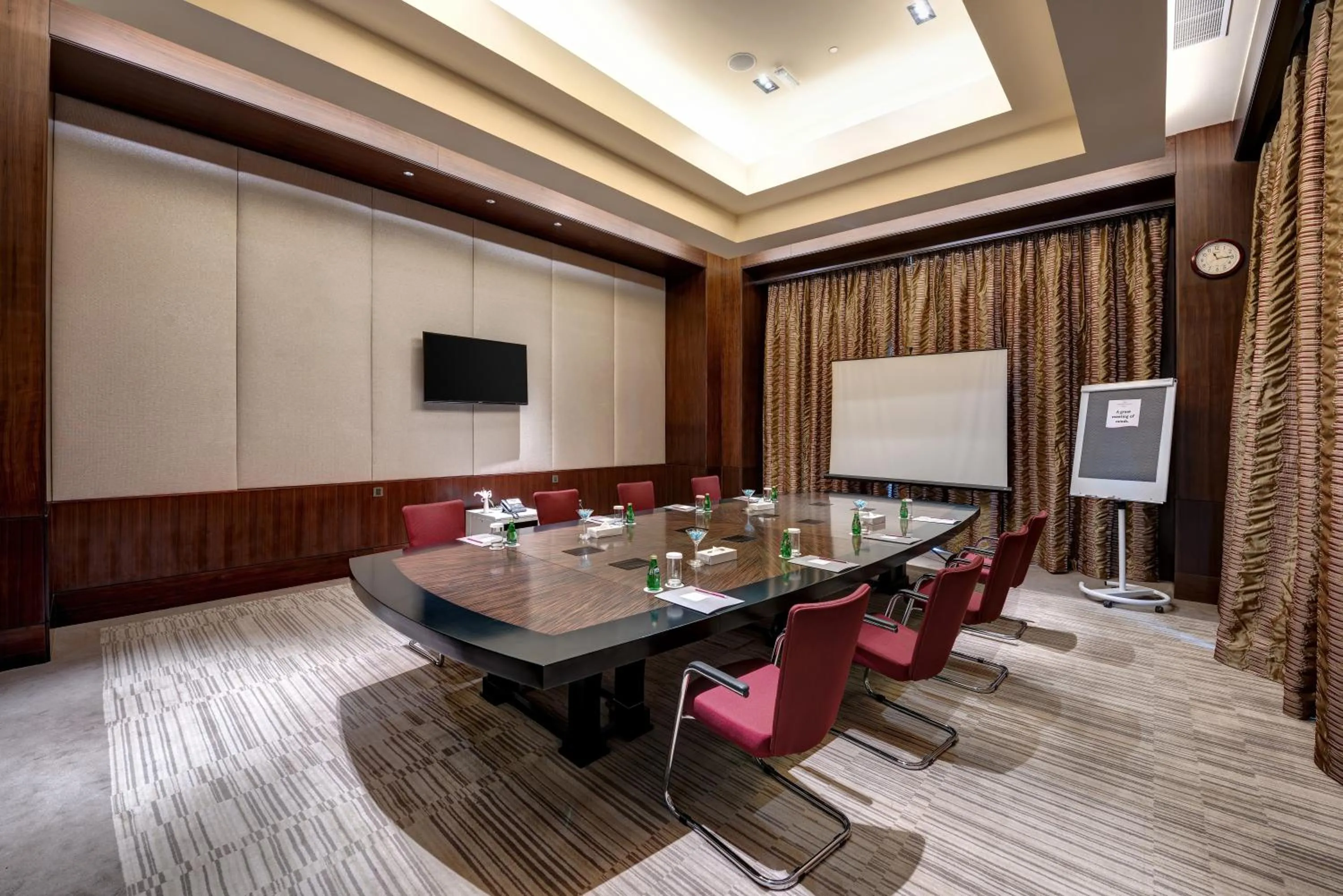 Meeting/conference room in Crowne Plaza Duqm by IHG