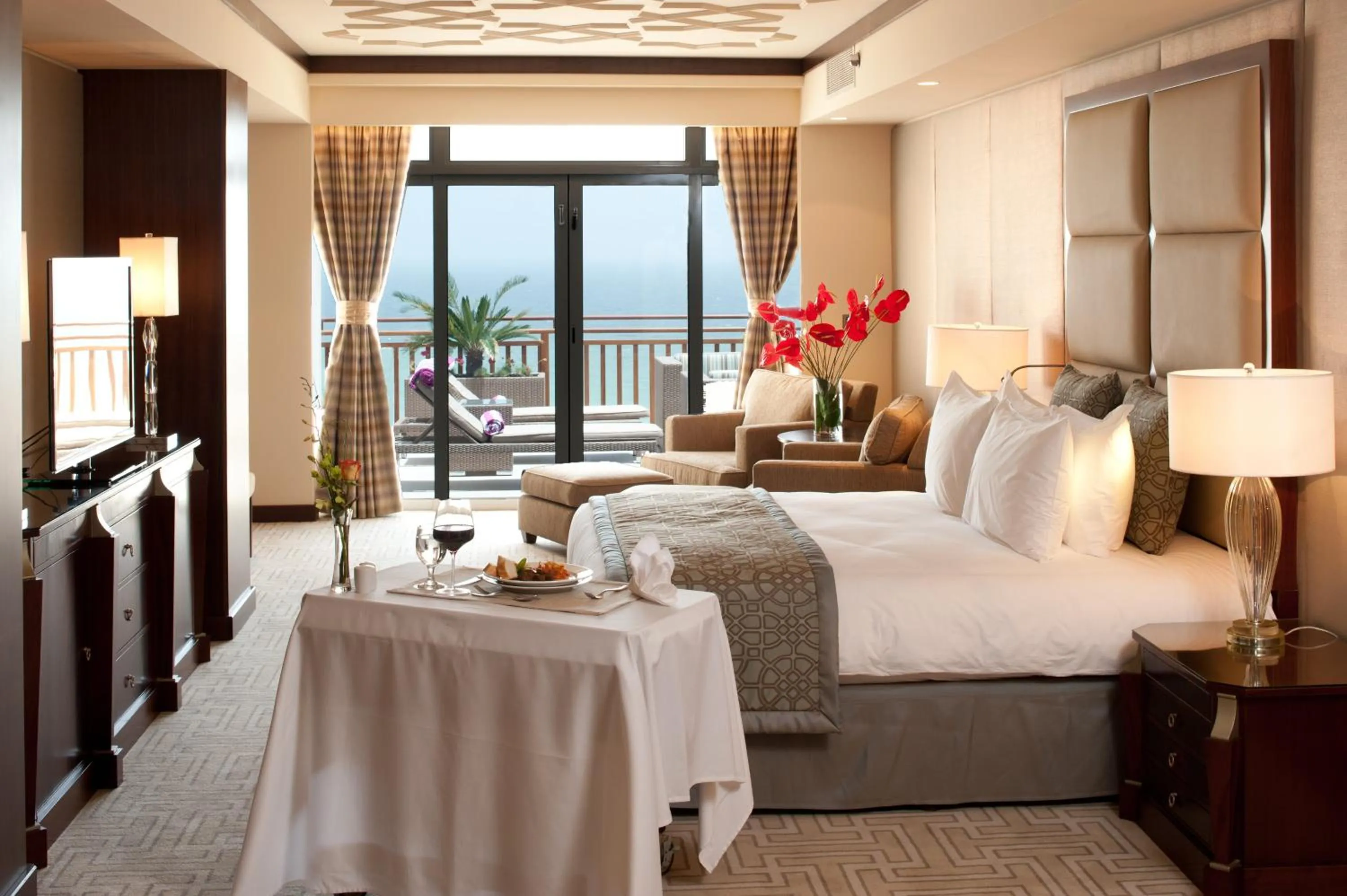 Photo of the whole room, Bed in Crowne Plaza Duqm by IHG