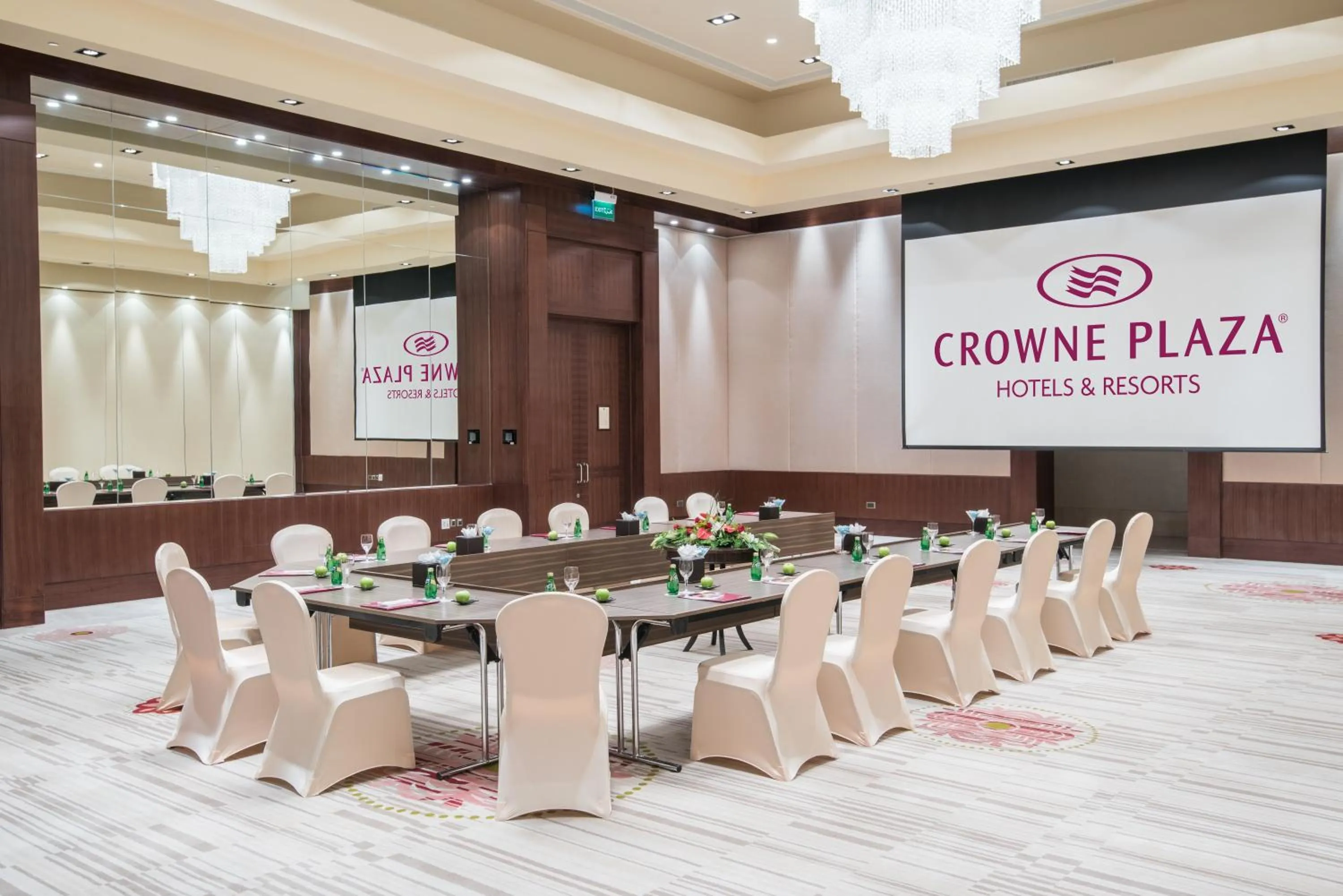 Meeting/conference room in Crowne Plaza Duqm by IHG