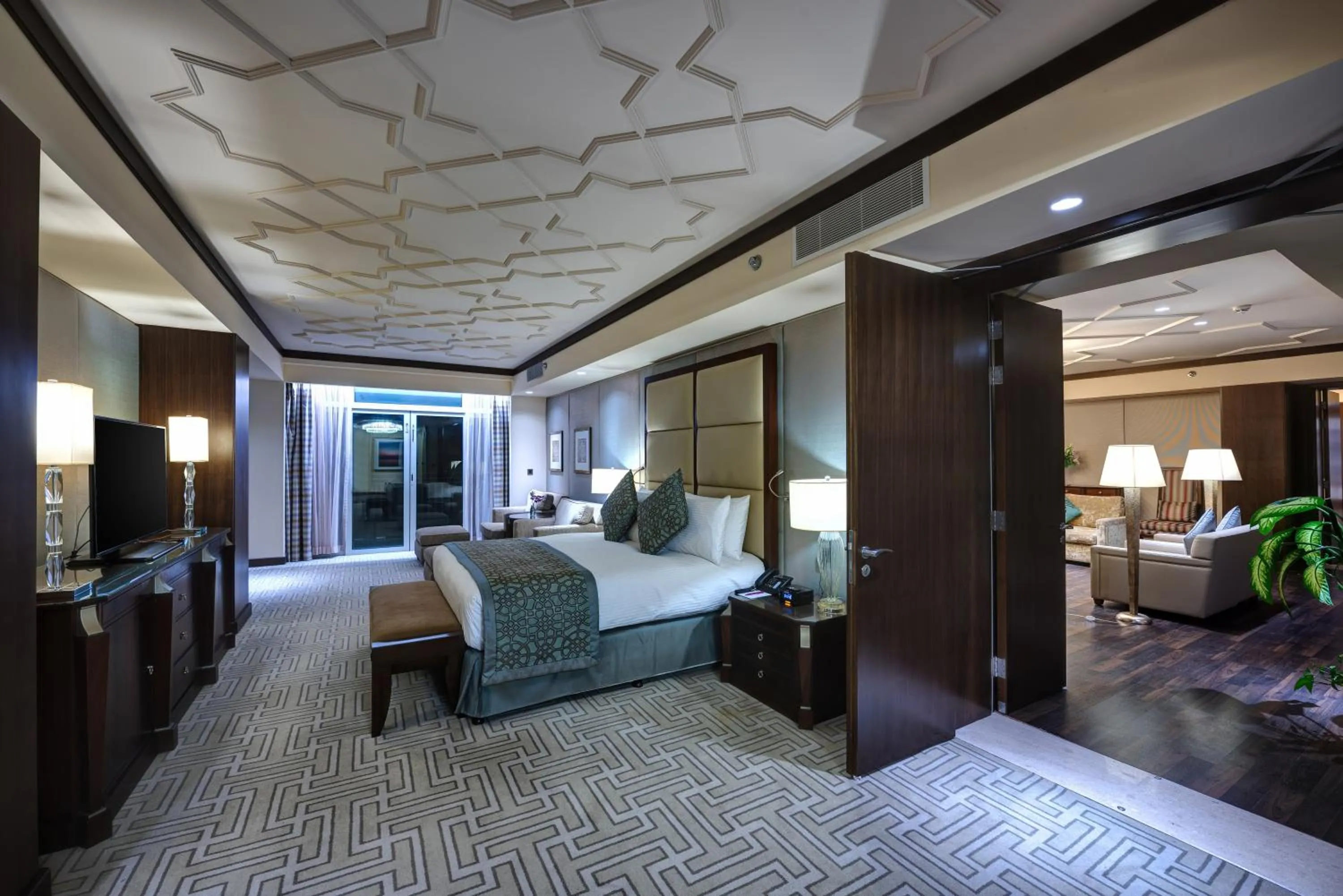 Bedroom, Bed in Crowne Plaza Duqm by IHG