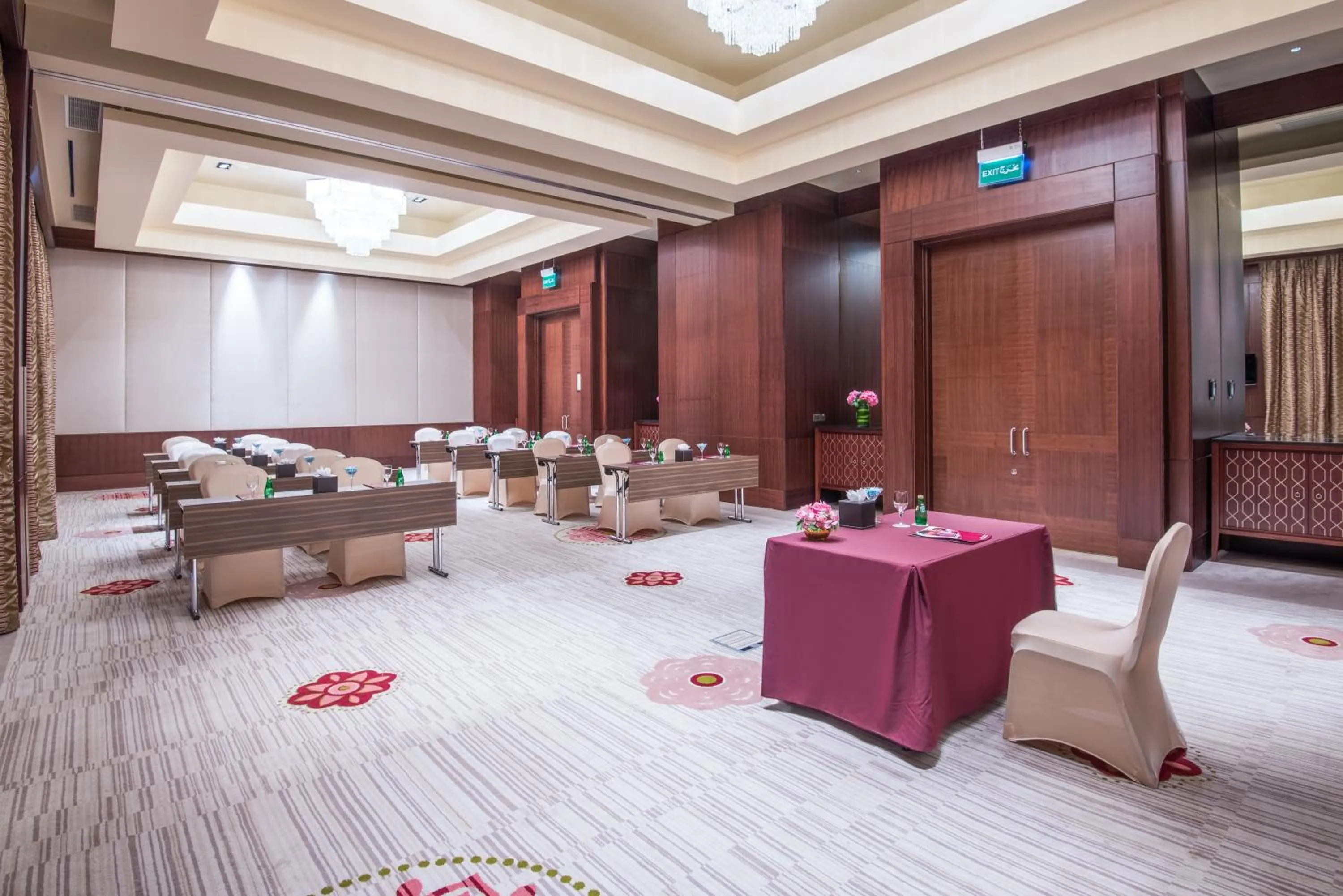 Banquet/Function facilities in Crowne Plaza Duqm by IHG