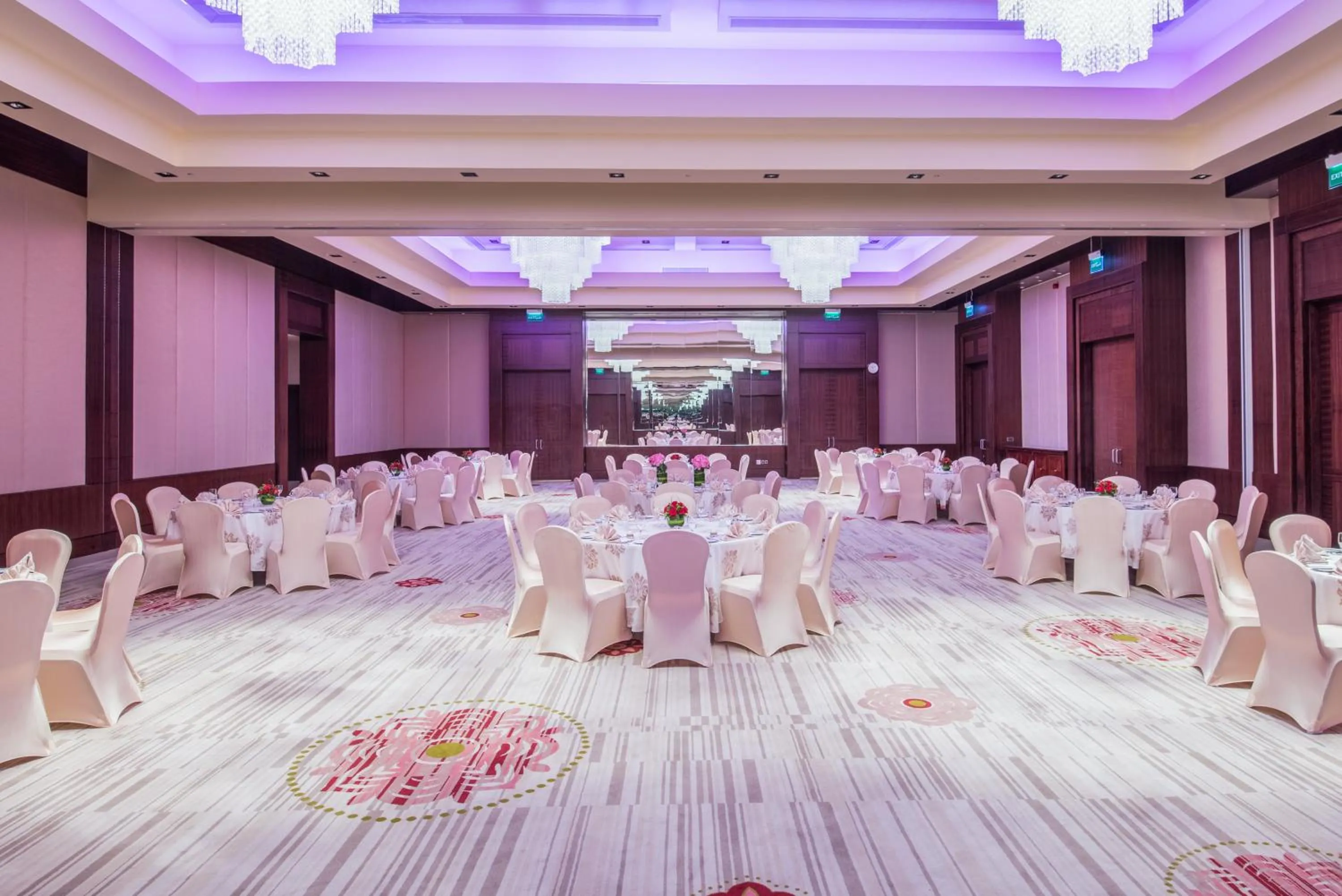 Banquet/Function facilities in Crowne Plaza Duqm by IHG