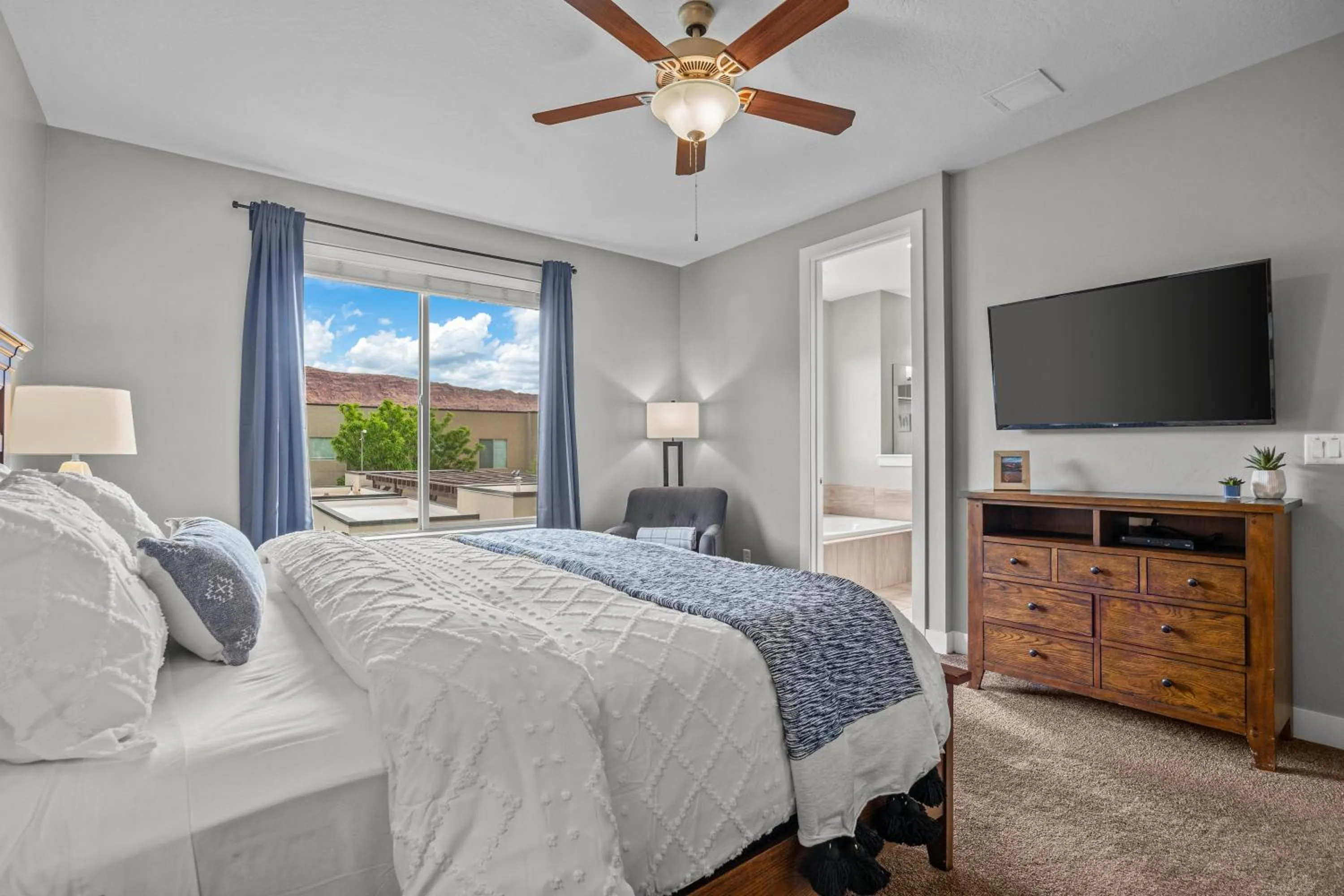 Bed in Entrada at Moab 421