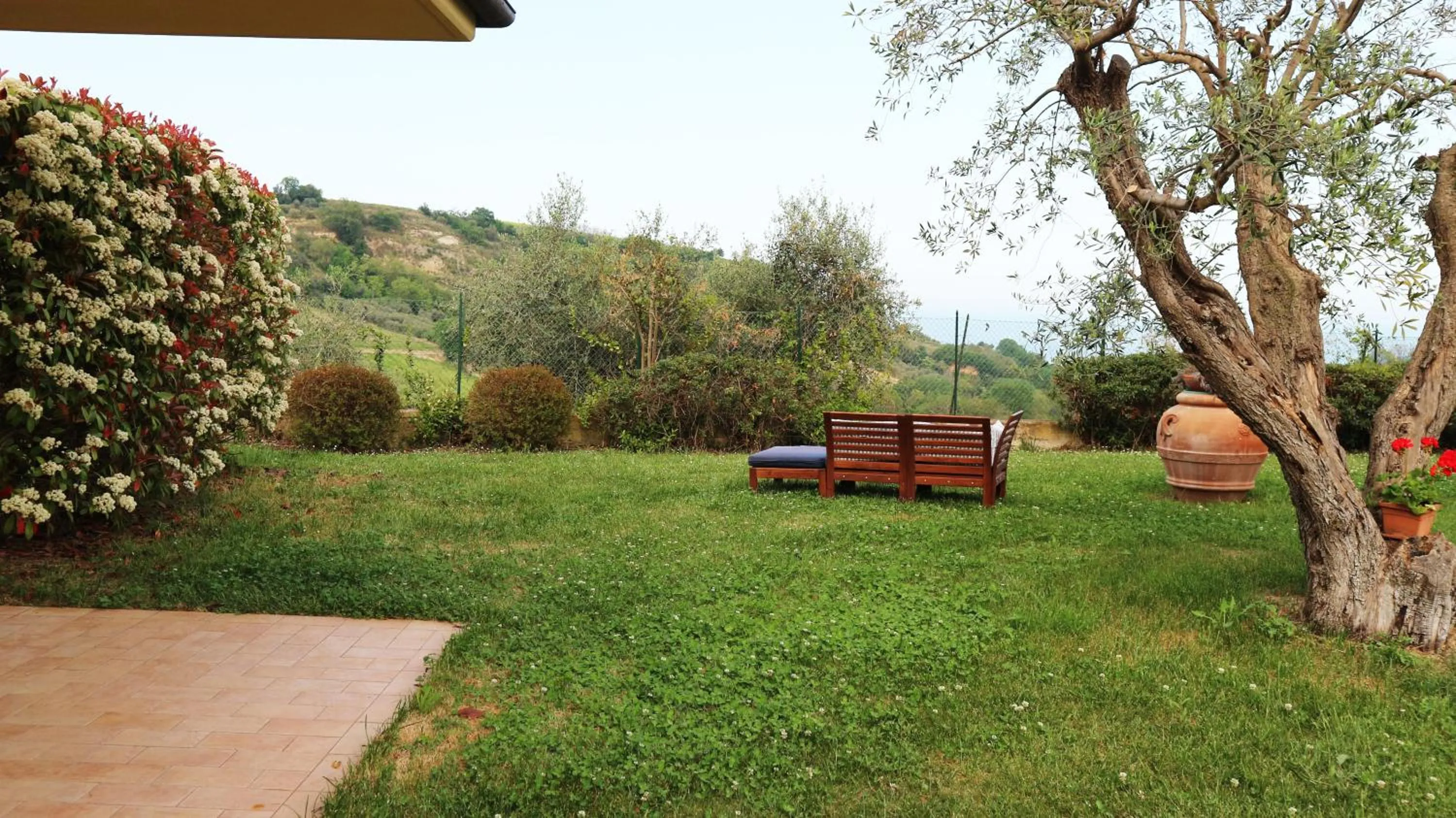 Garden in Cumana Blu Apartments