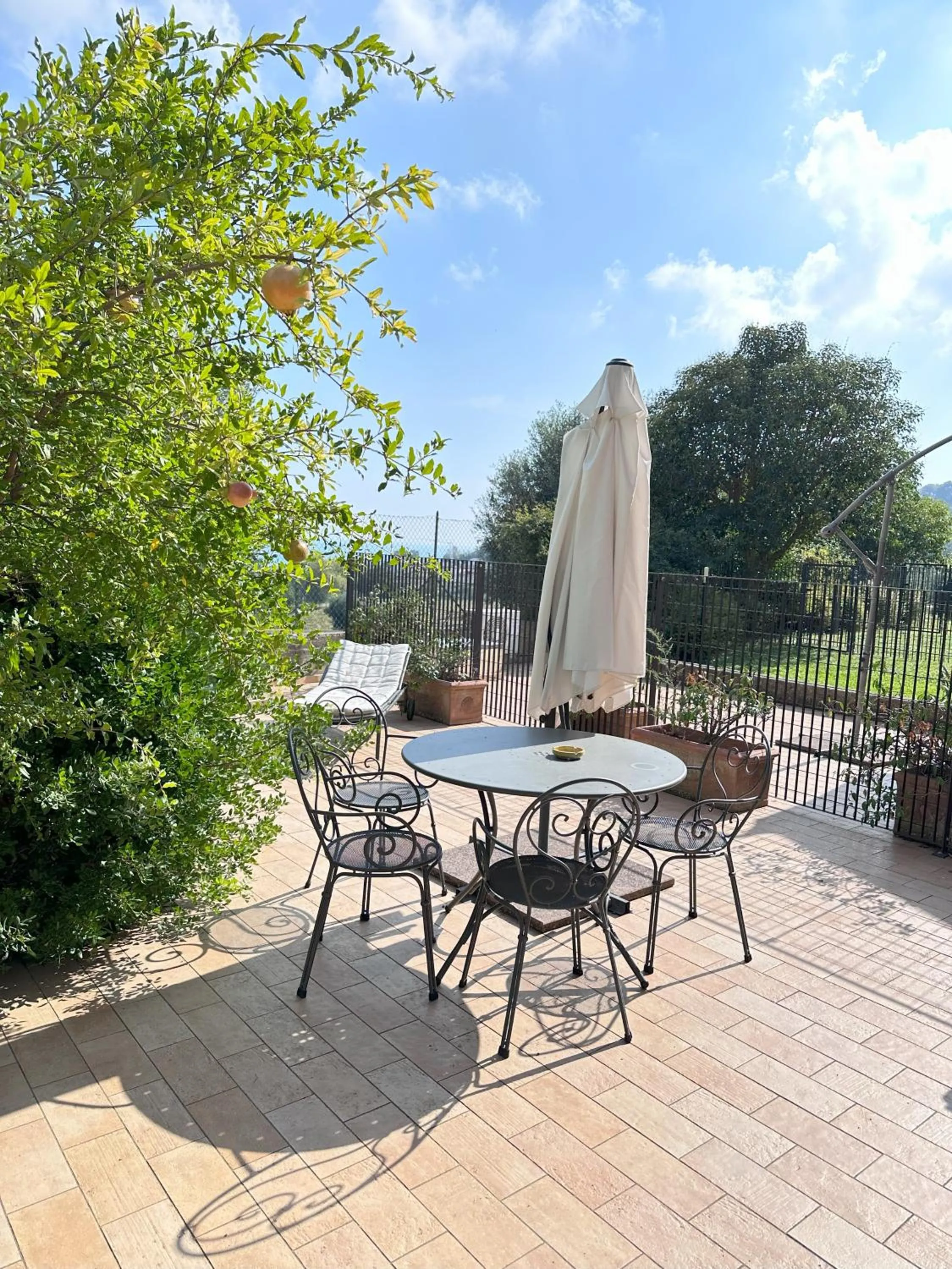 Balcony/Terrace in Cumana Blu Apartments
