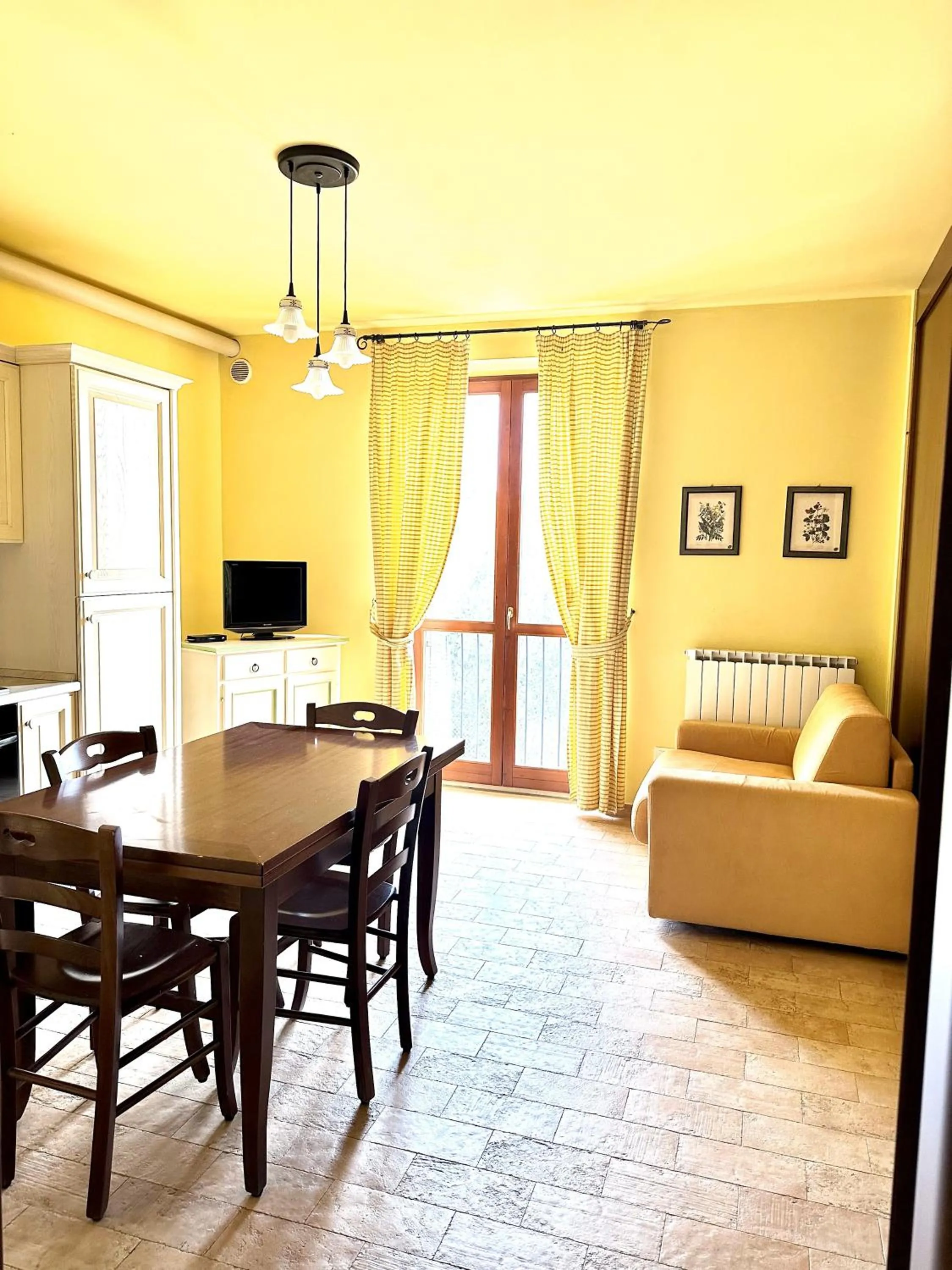kitchen in Cumana Blu Apartments