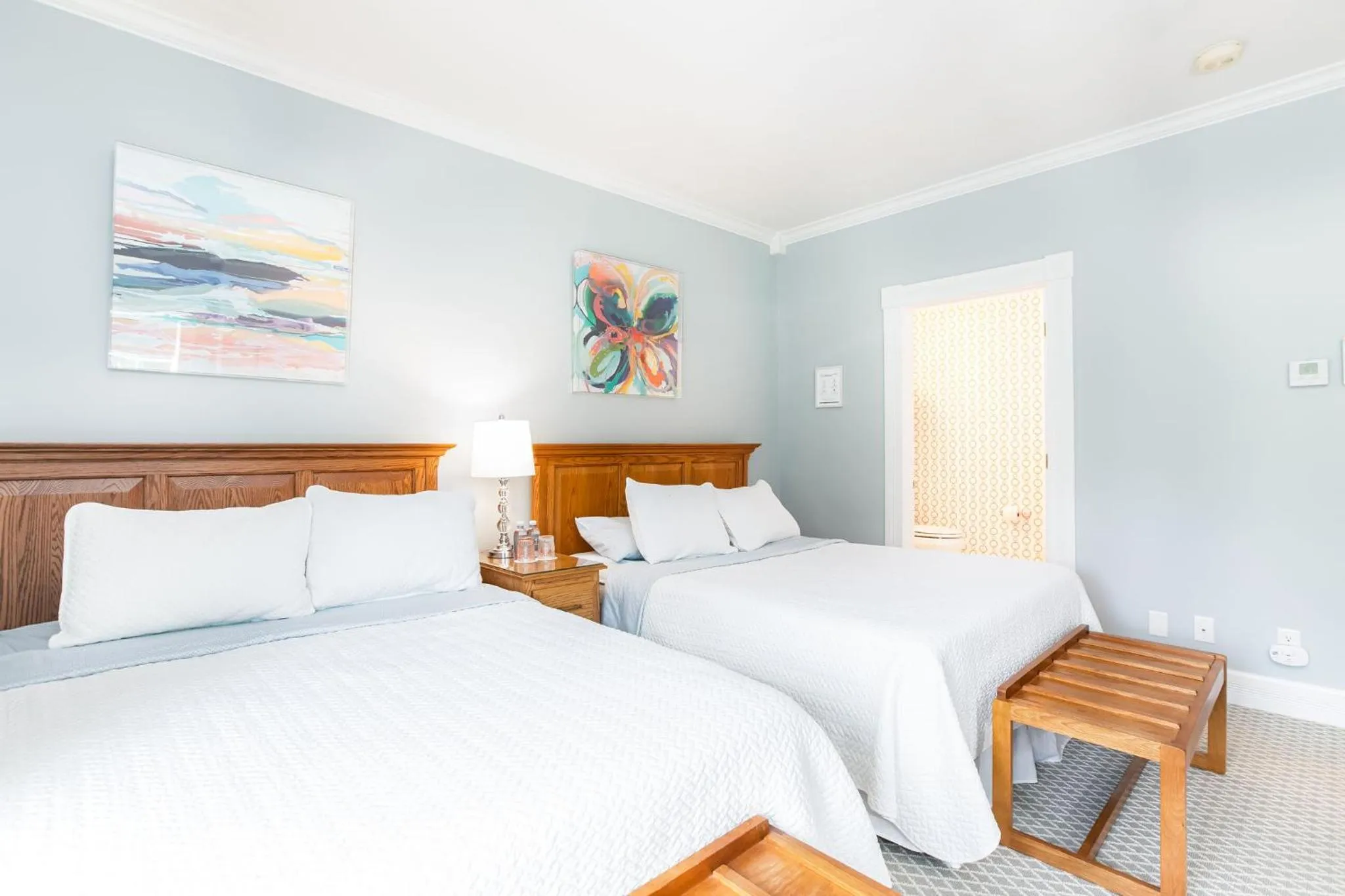 Bed in Biddle Point Inn