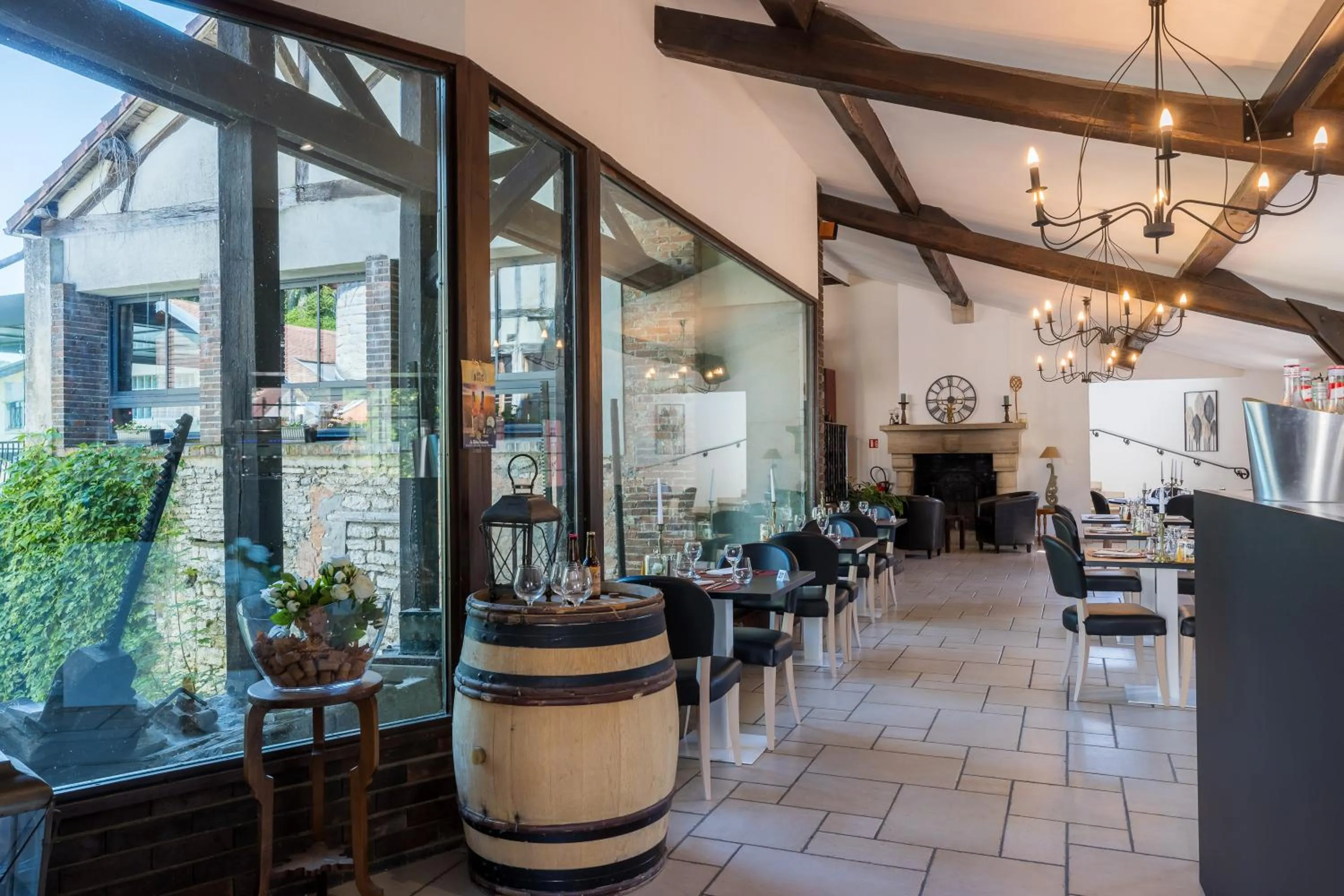 Property building in Le Moulin Du Landion Hôtel et Spa