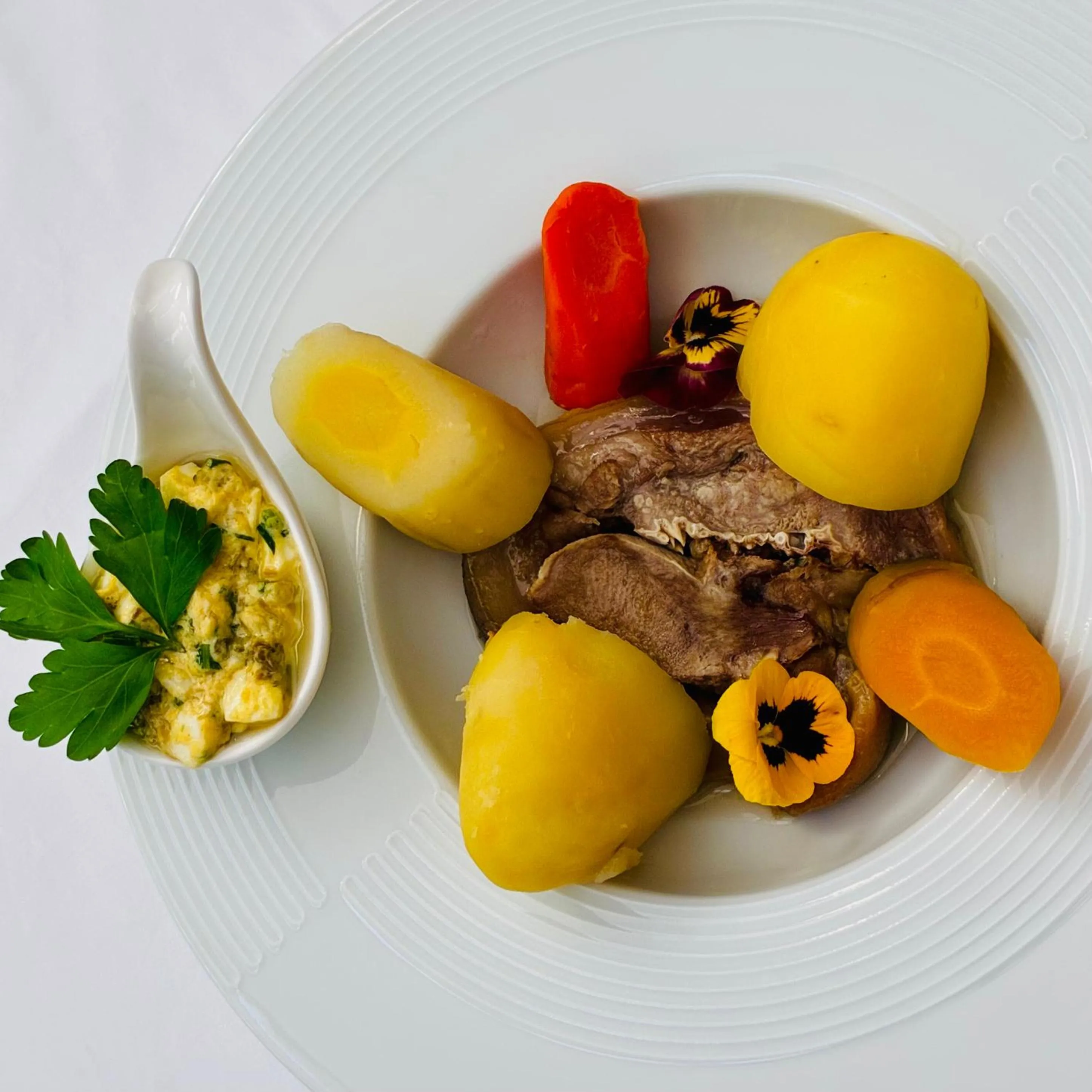 Restaurant/places to eat in Le Moulin Du Landion Hôtel et Spa