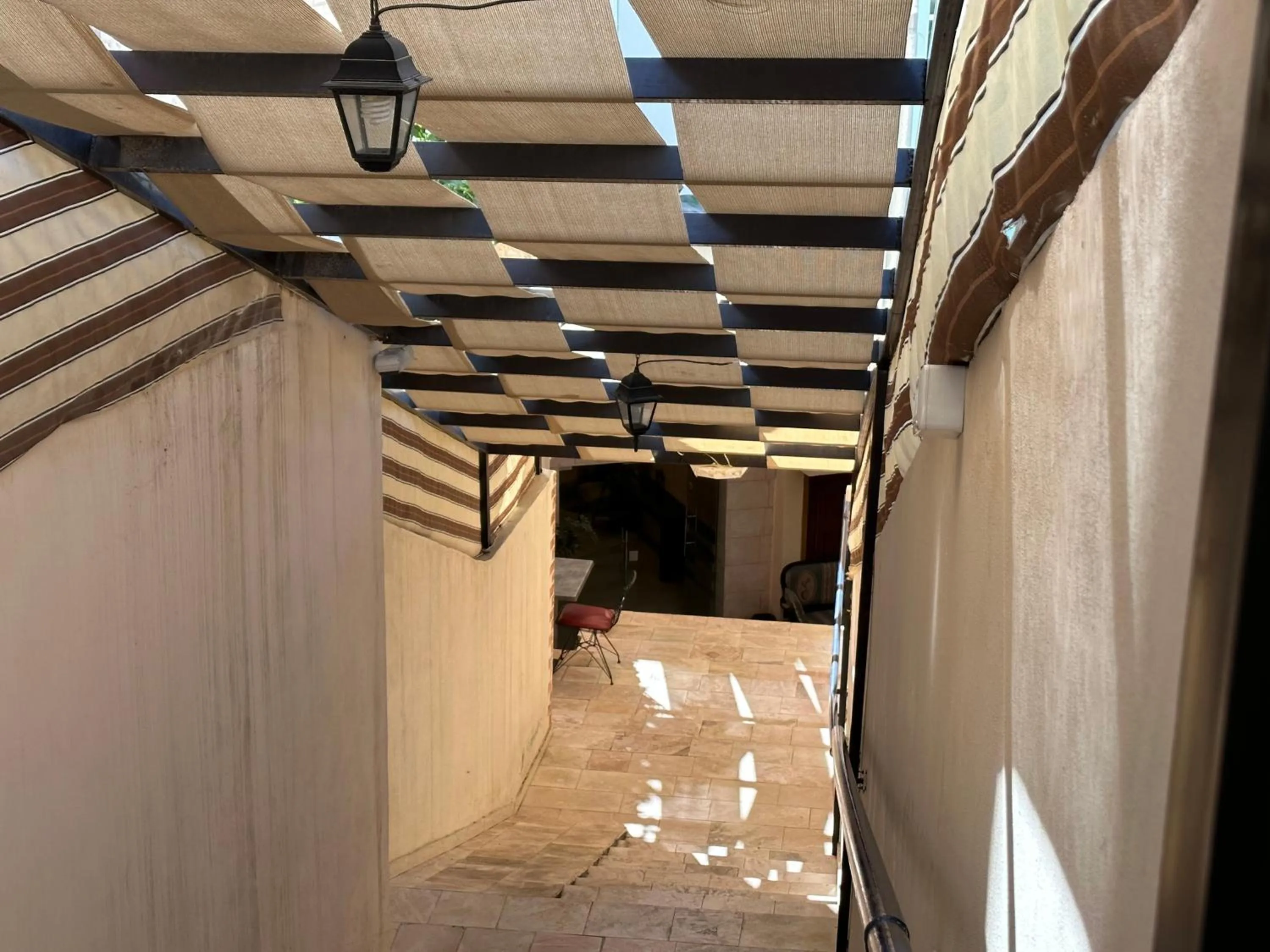 Facade/entrance in Petra Town Check-Inn