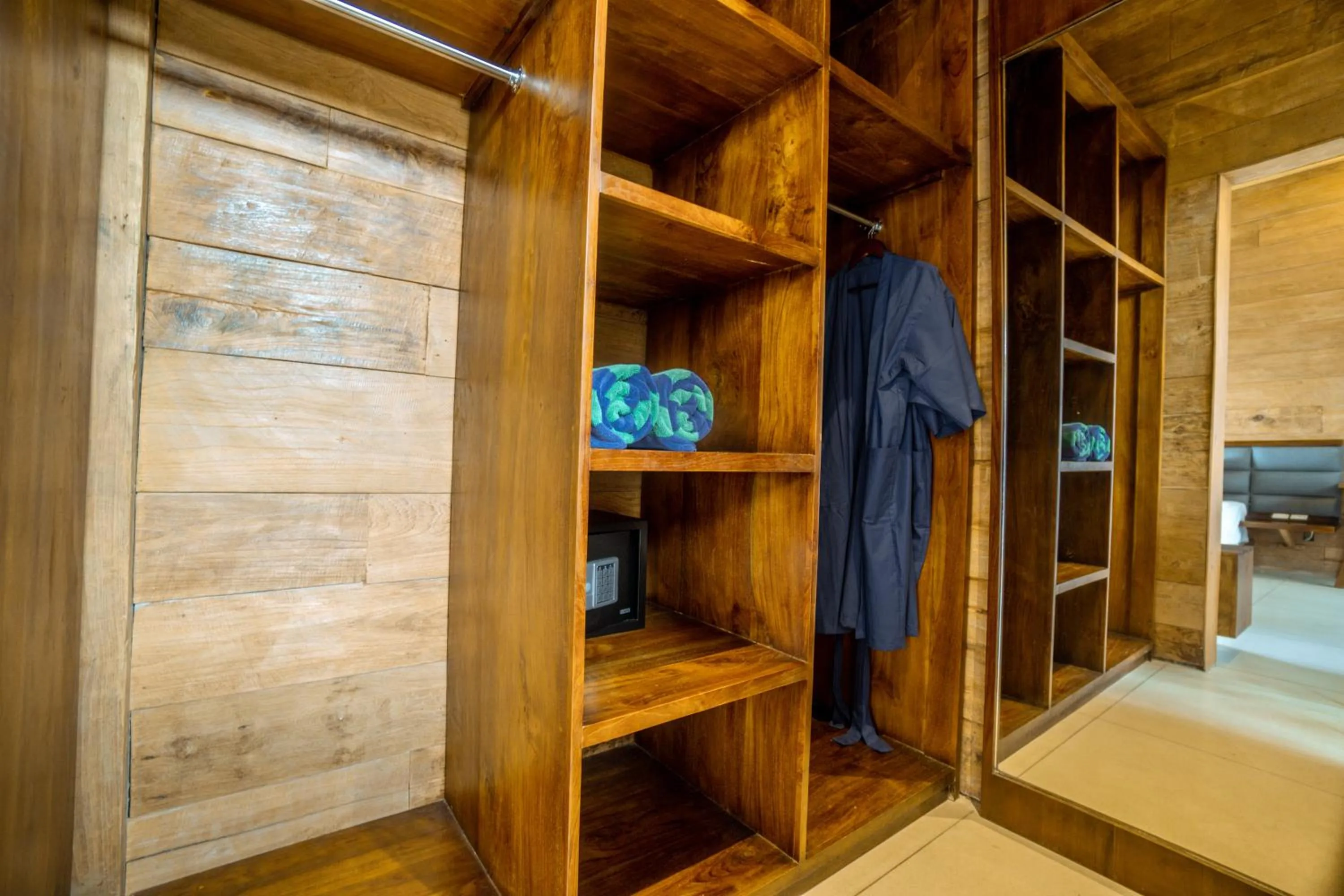 wardrobe in Rimbun Canggu Villa