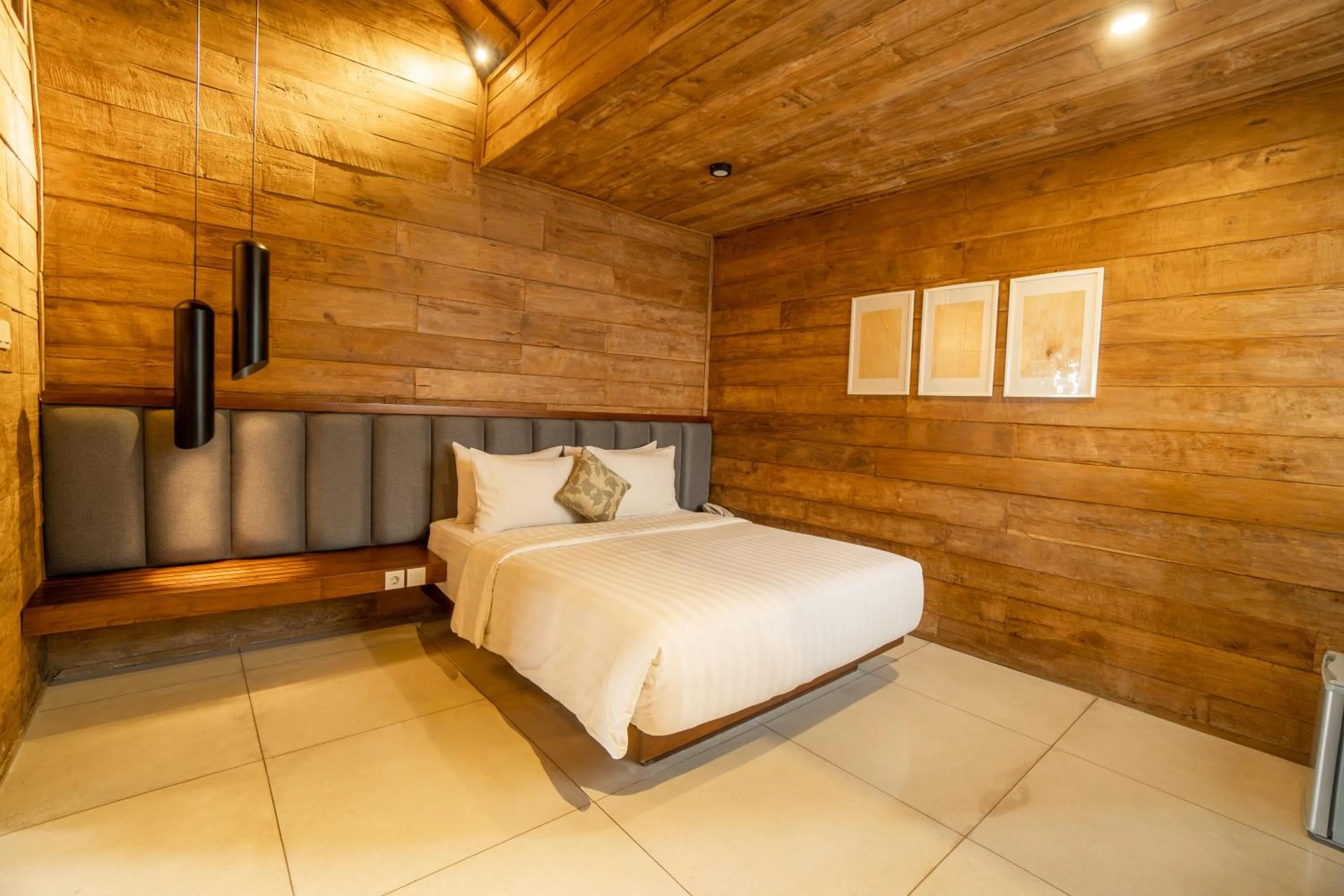 Bed in Rimbun Canggu Villa