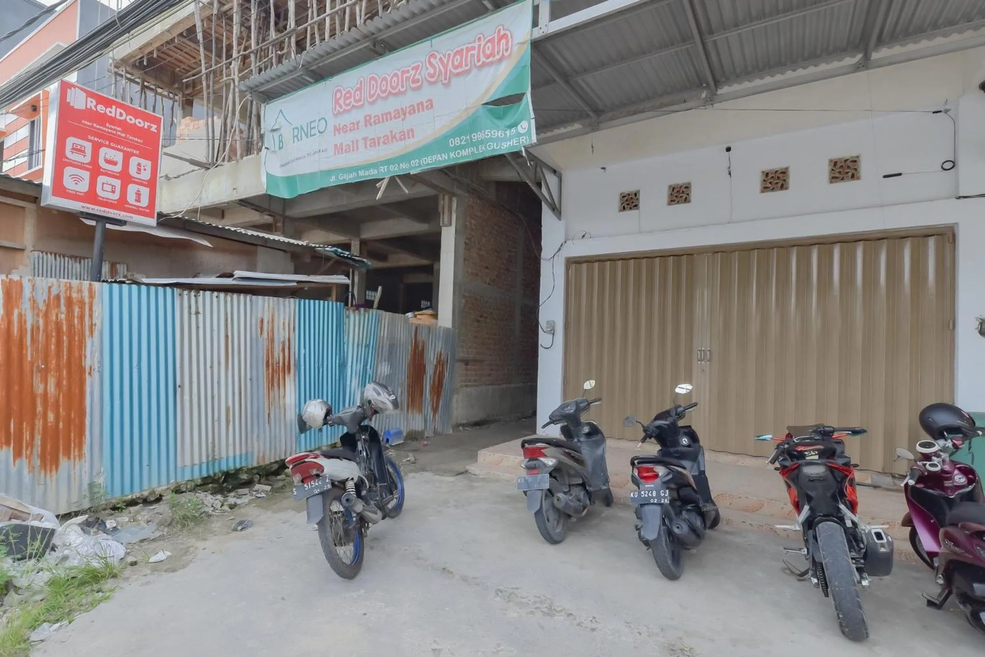 Property building in RedDoorz Syariah near Ramayana Mall Tarakan