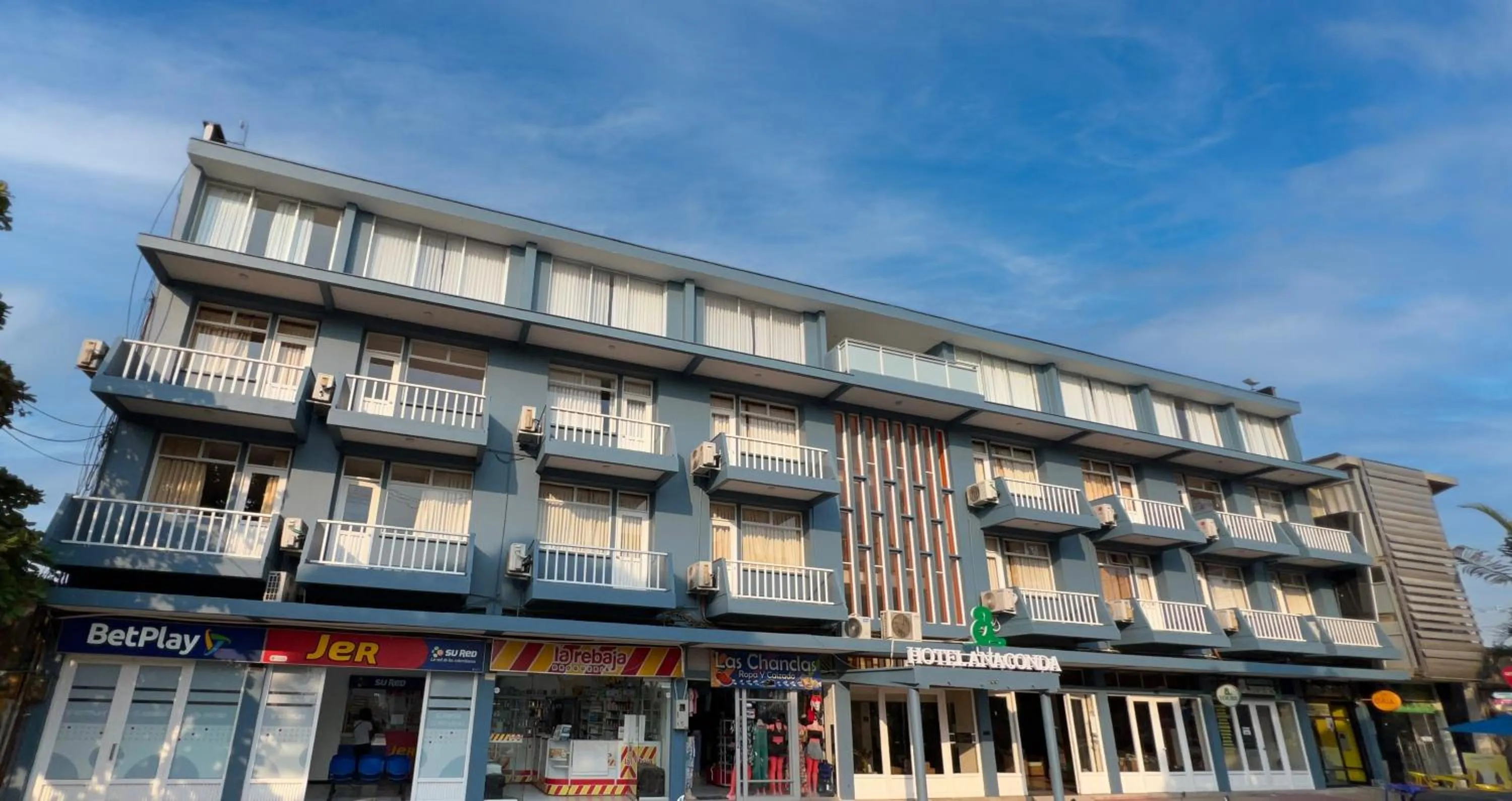 Facade/entrance in Hotel Anaconda