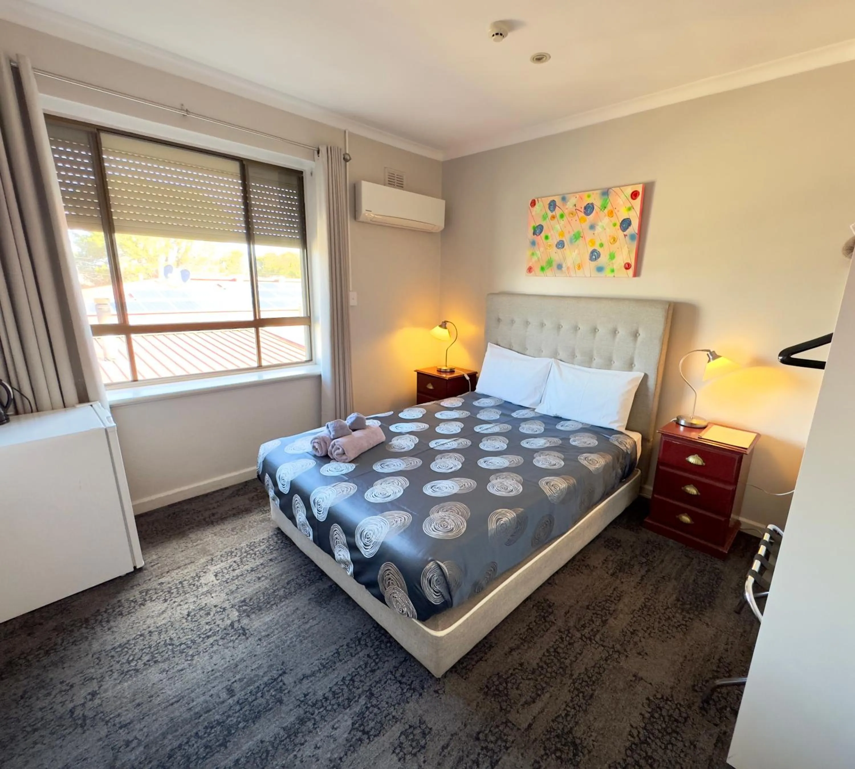 Bedroom, Bed in Tailem Bend Riverside Hotel