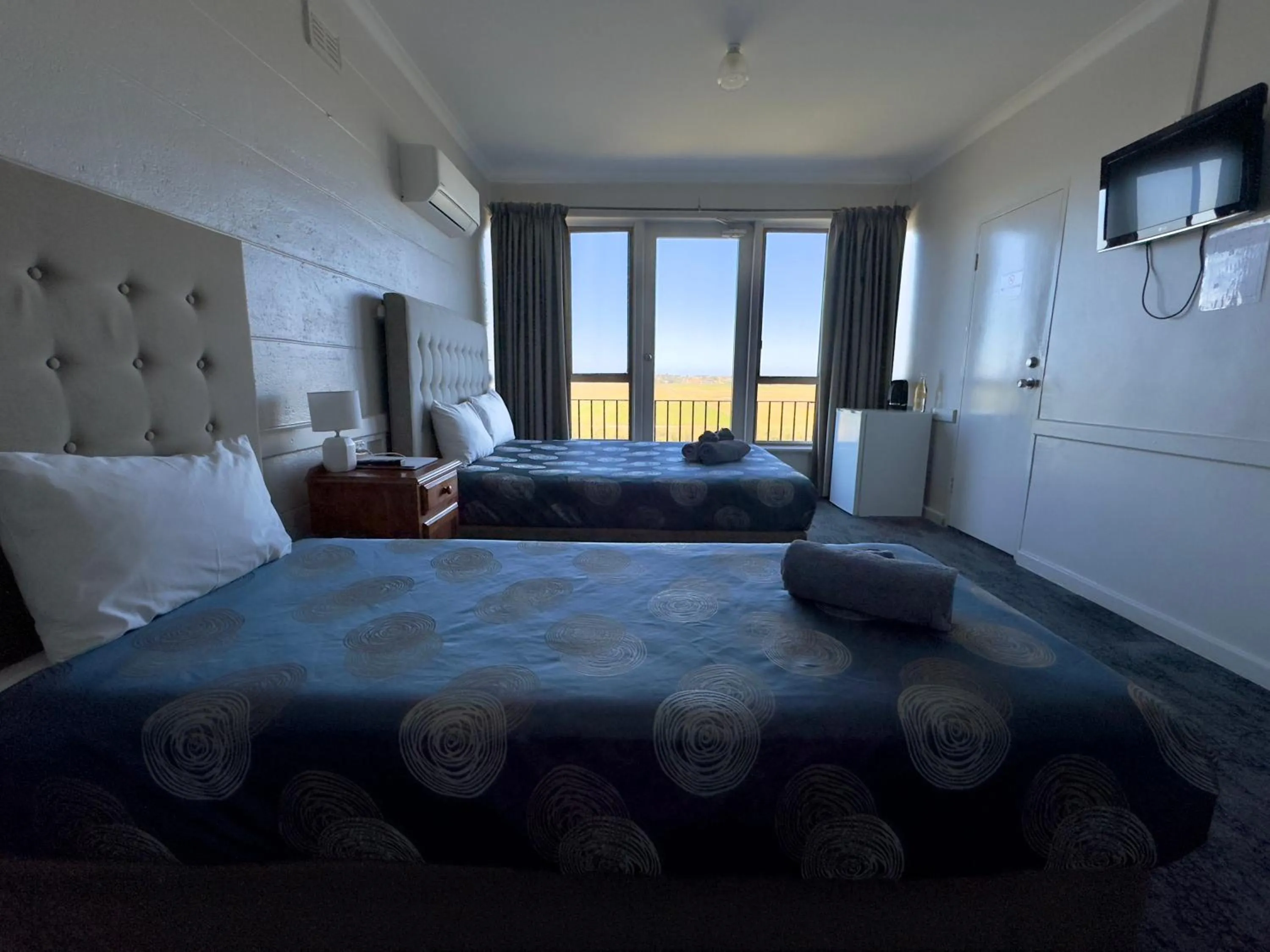 Bedroom, Bed in Tailem Bend Riverside Hotel