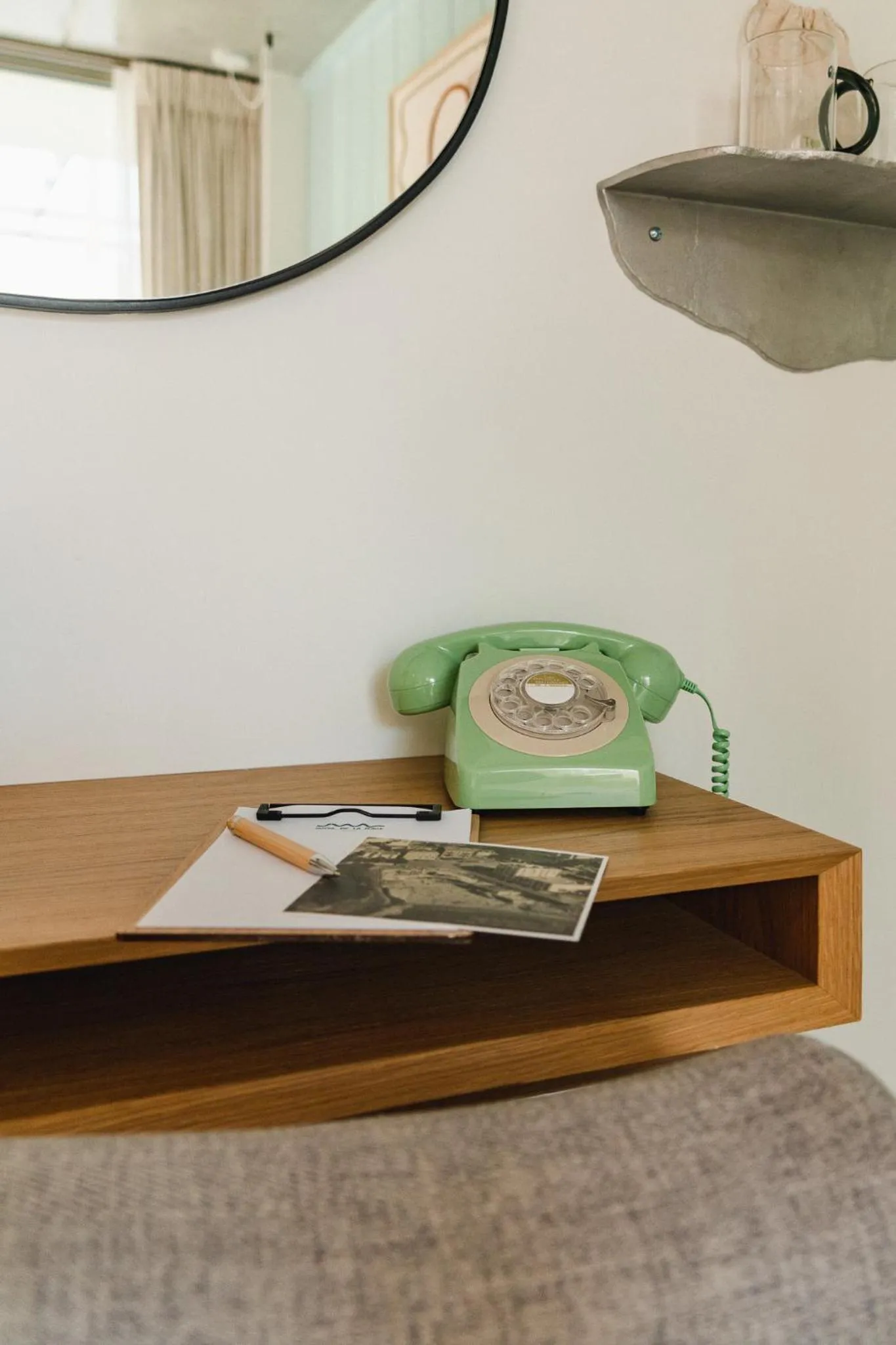 Decorative detail in Hôtel de La Plage